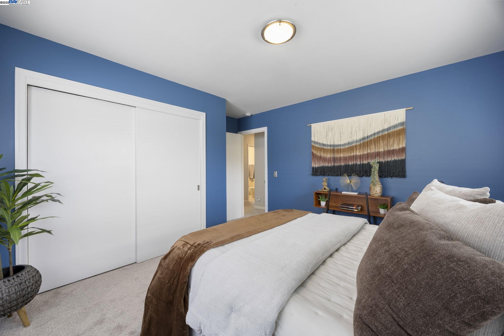 Detail Gallery Image 25 of 55 For 3304 Brookdale Blvd, Castro Valley,  CA 94546 - 3 Beds | 2 Baths