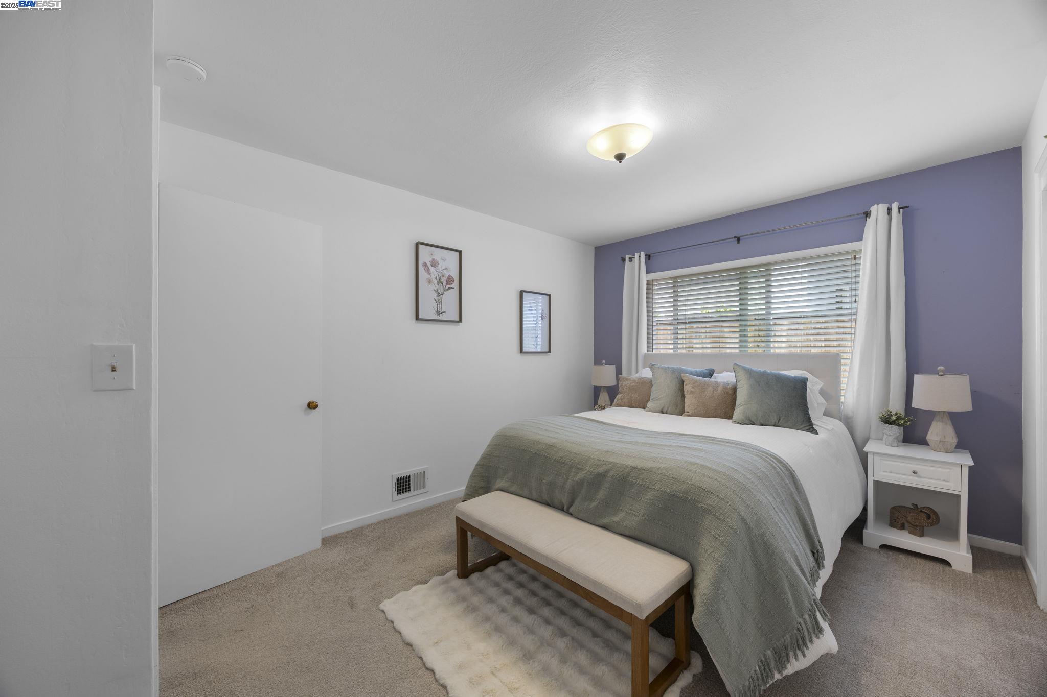 Detail Gallery Image 34 of 55 For 3304 Brookdale Blvd, Castro Valley,  CA 94546 - 3 Beds | 2 Baths