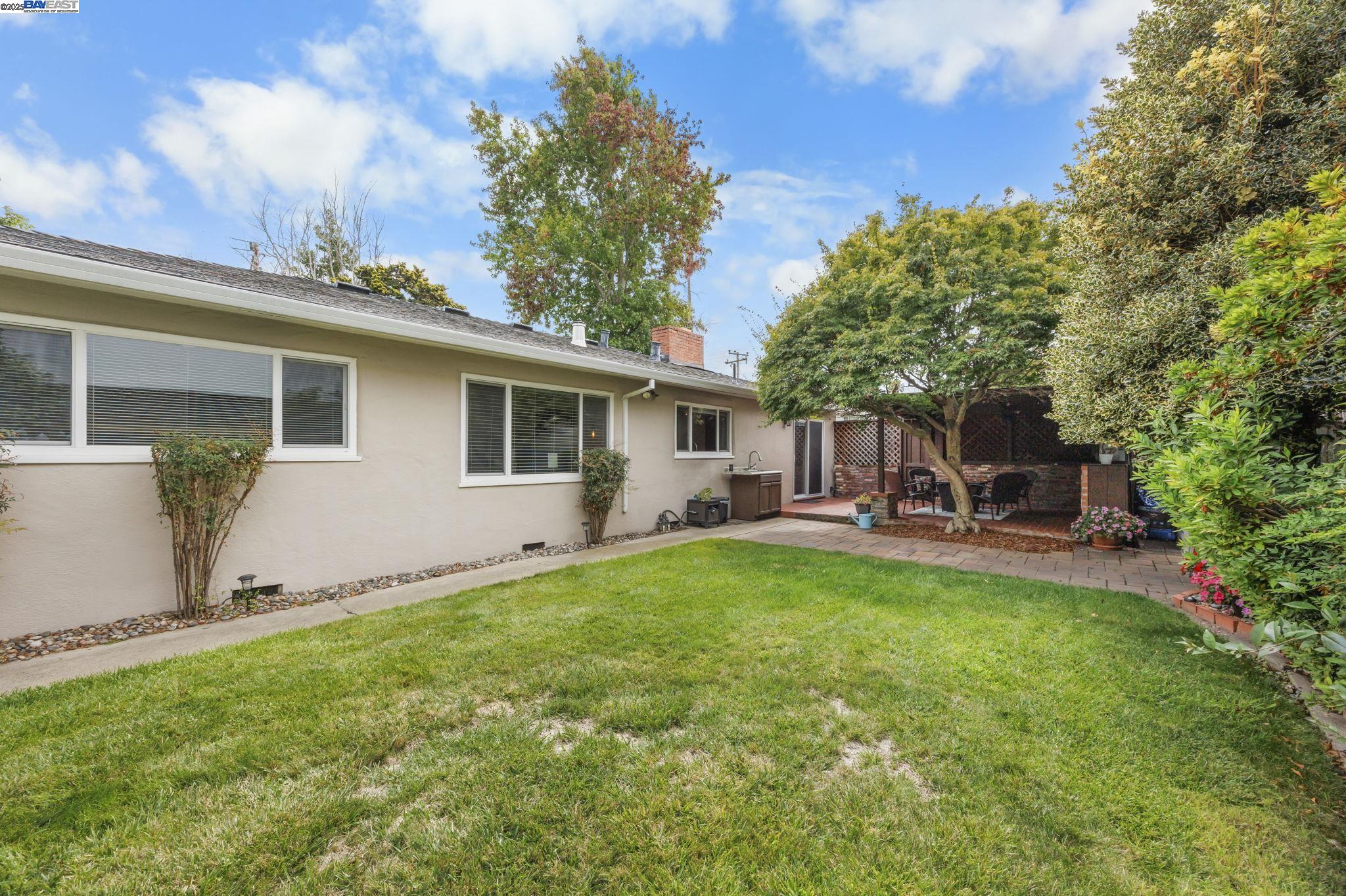 Detail Gallery Image 41 of 55 For 3304 Brookdale Blvd, Castro Valley,  CA 94546 - 3 Beds | 2 Baths