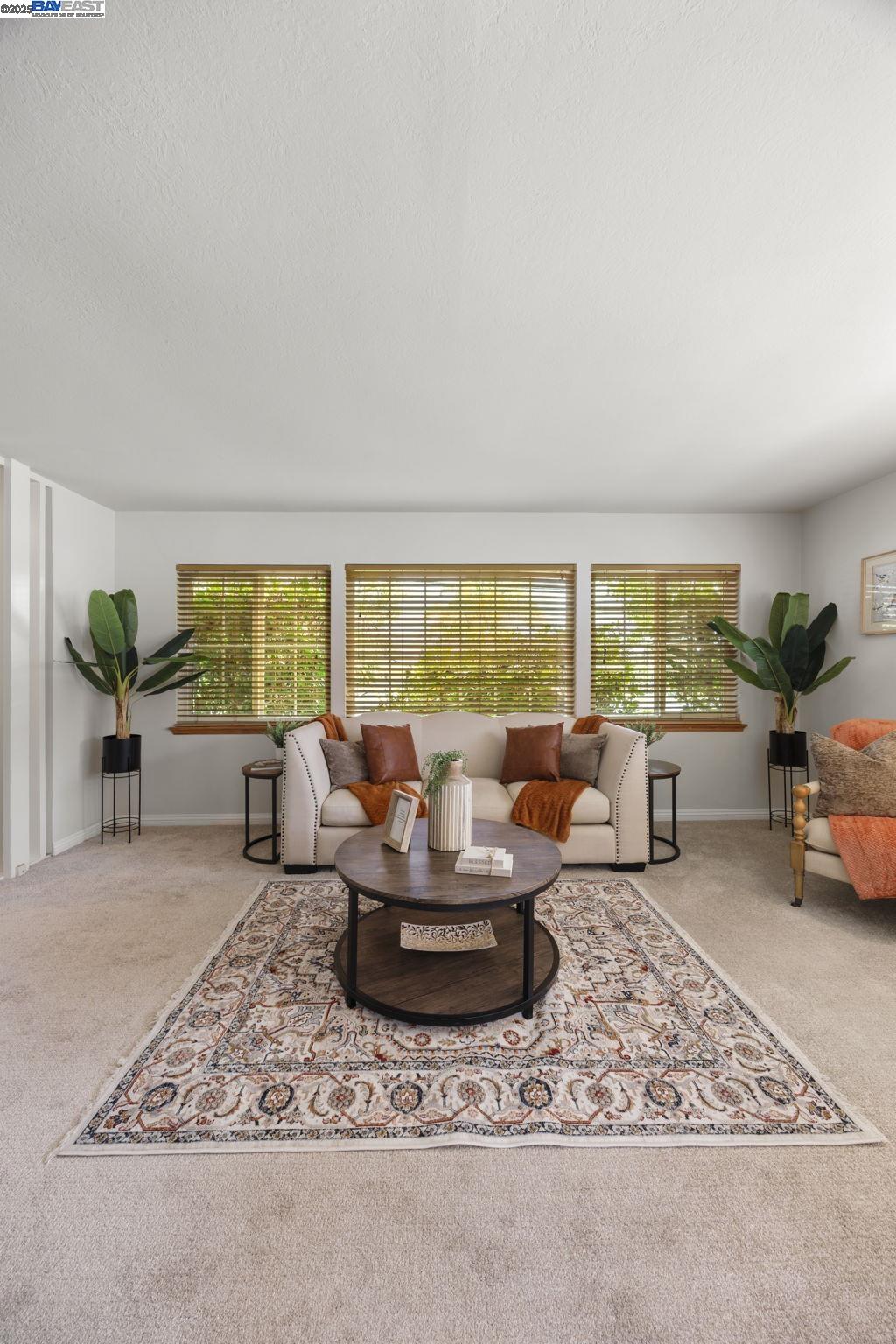 Detail Gallery Image 9 of 55 For 3304 Brookdale Blvd, Castro Valley,  CA 94546 - 3 Beds | 2 Baths