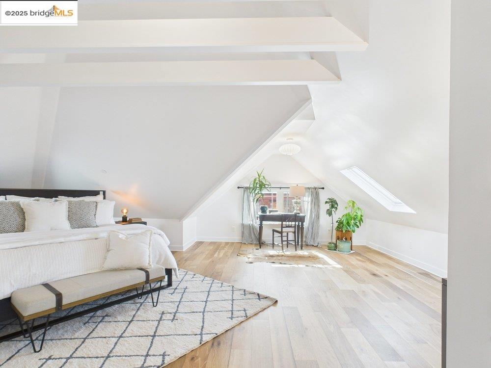 Detail Gallery Image 25 of 60 For 2602 Adeline St, Oakland,  CA 94607 - 4 Beds | 2/3 Baths