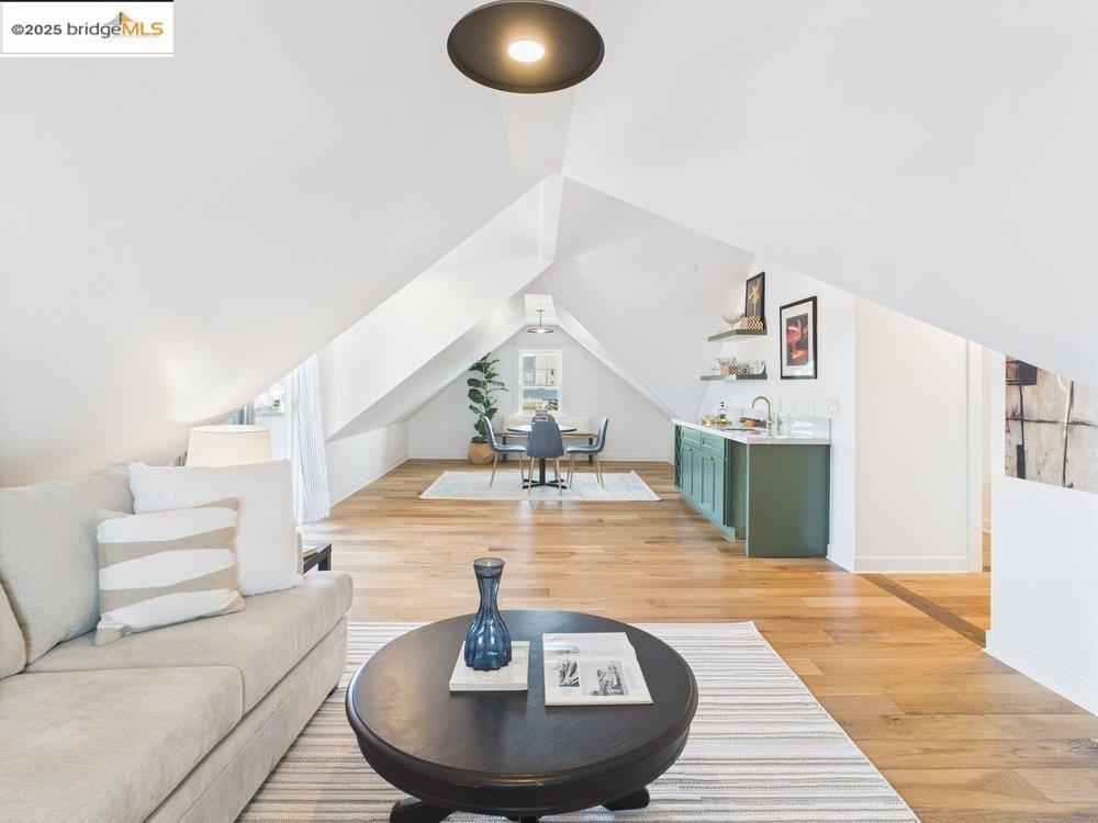 Detail Gallery Image 32 of 60 For 2602 Adeline St, Oakland,  CA 94607 - 4 Beds | 2/3 Baths