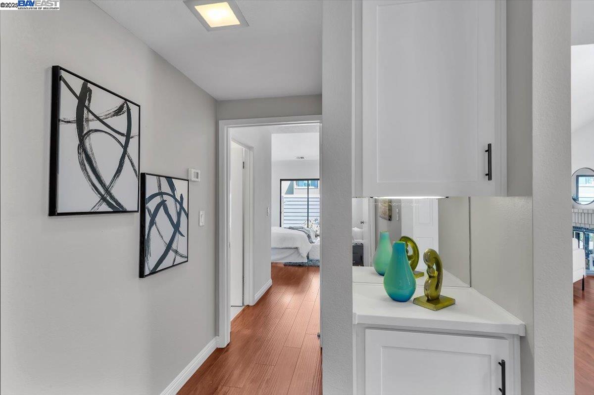 Detail Gallery Image 16 of 38 For 3525 Mcsherry Way, Alameda,  CA 94502 - 2 Beds | 2 Baths