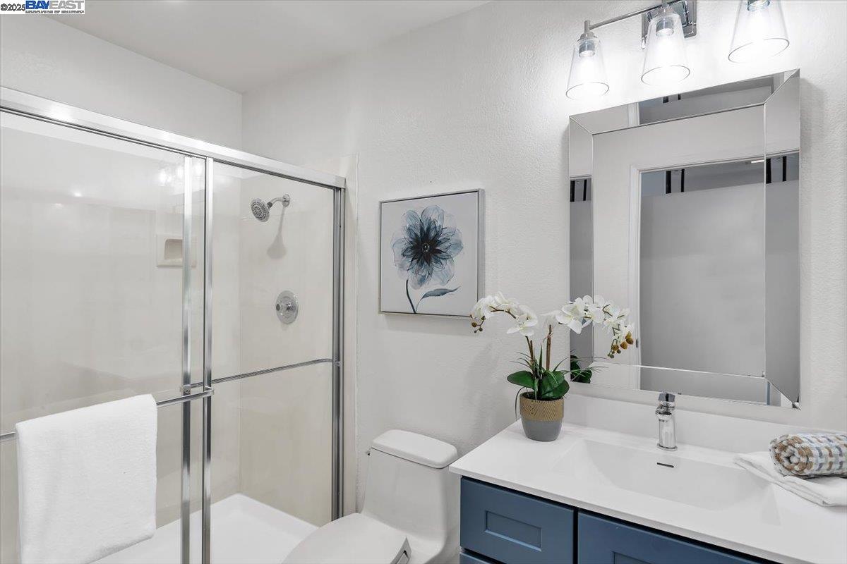 Detail Gallery Image 19 of 38 For 3525 Mcsherry Way, Alameda,  CA 94502 - 2 Beds | 2 Baths
