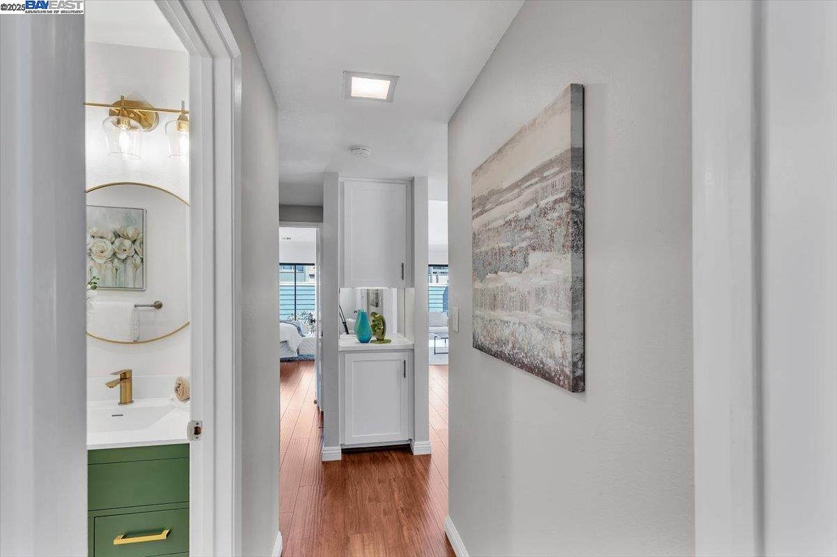 Detail Gallery Image 23 of 38 For 3525 Mcsherry Way, Alameda,  CA 94502 - 2 Beds | 2 Baths