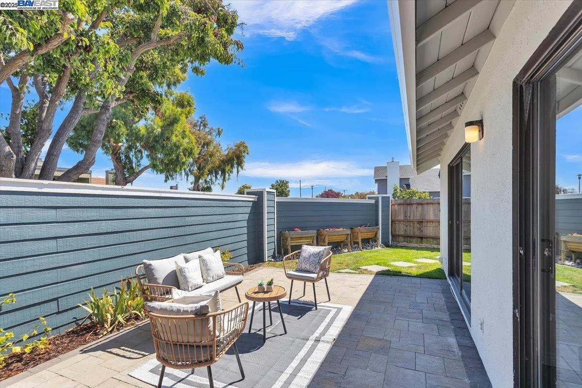 Detail Gallery Image 29 of 38 For 3525 Mcsherry Way, Alameda,  CA 94502 - 2 Beds | 2 Baths