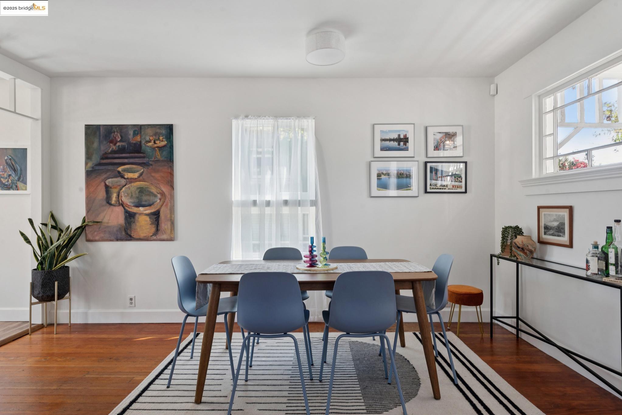 Detail Gallery Image 12 of 50 For 1020 E 19th St, Oakland,  CA 94606 - 2 Beds | 1/1 Baths