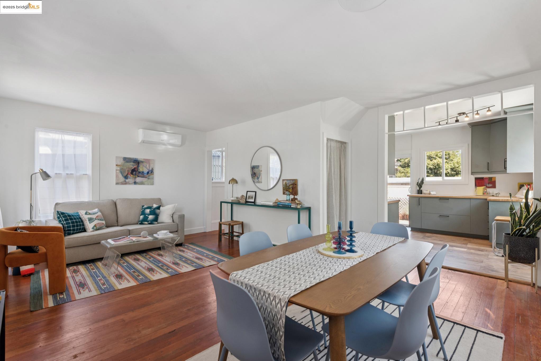 Detail Gallery Image 16 of 50 For 1020 E 19th St, Oakland,  CA 94606 - 2 Beds | 1/1 Baths