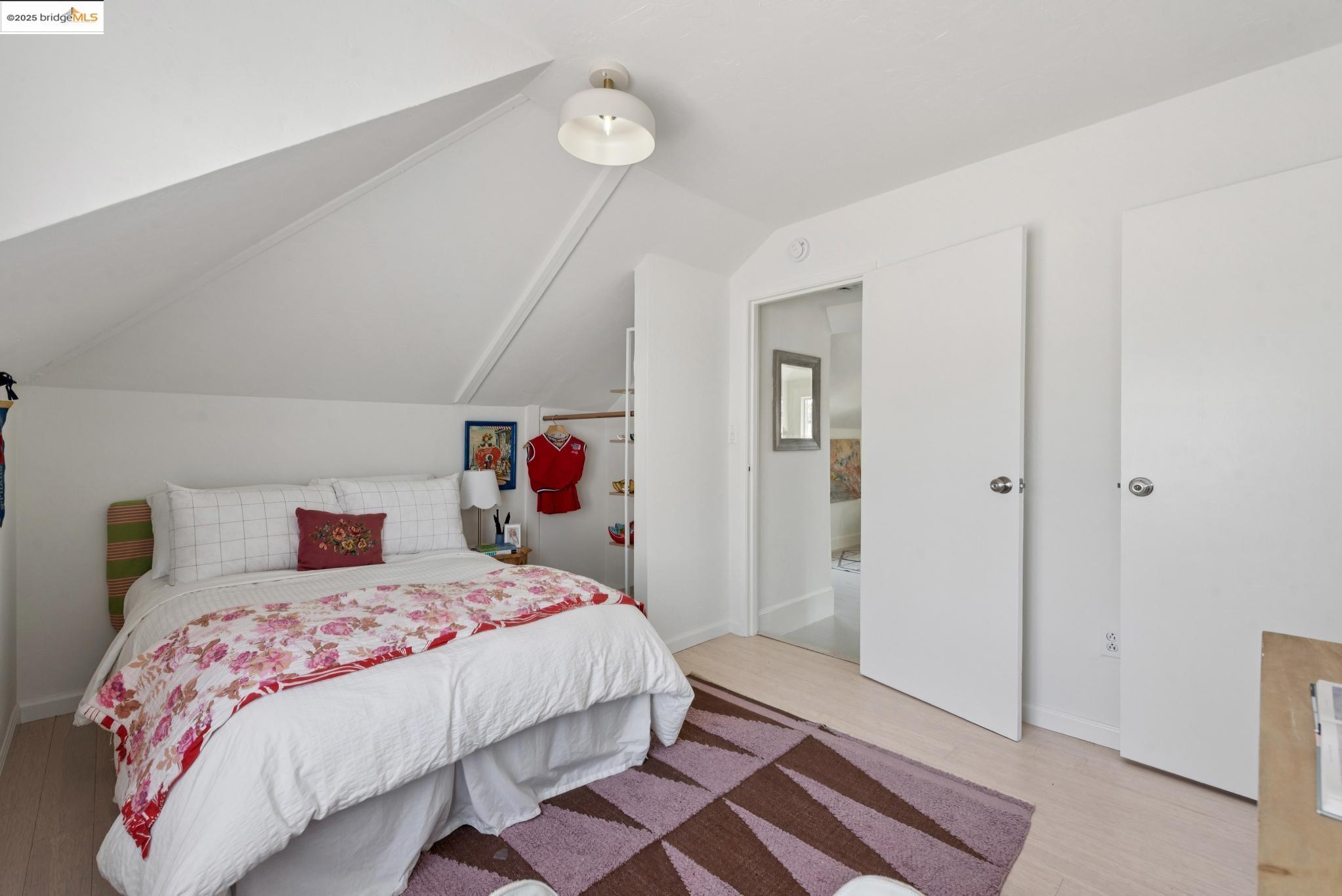 Detail Gallery Image 32 of 50 For 1020 E 19th St, Oakland,  CA 94606 - 2 Beds | 1/1 Baths