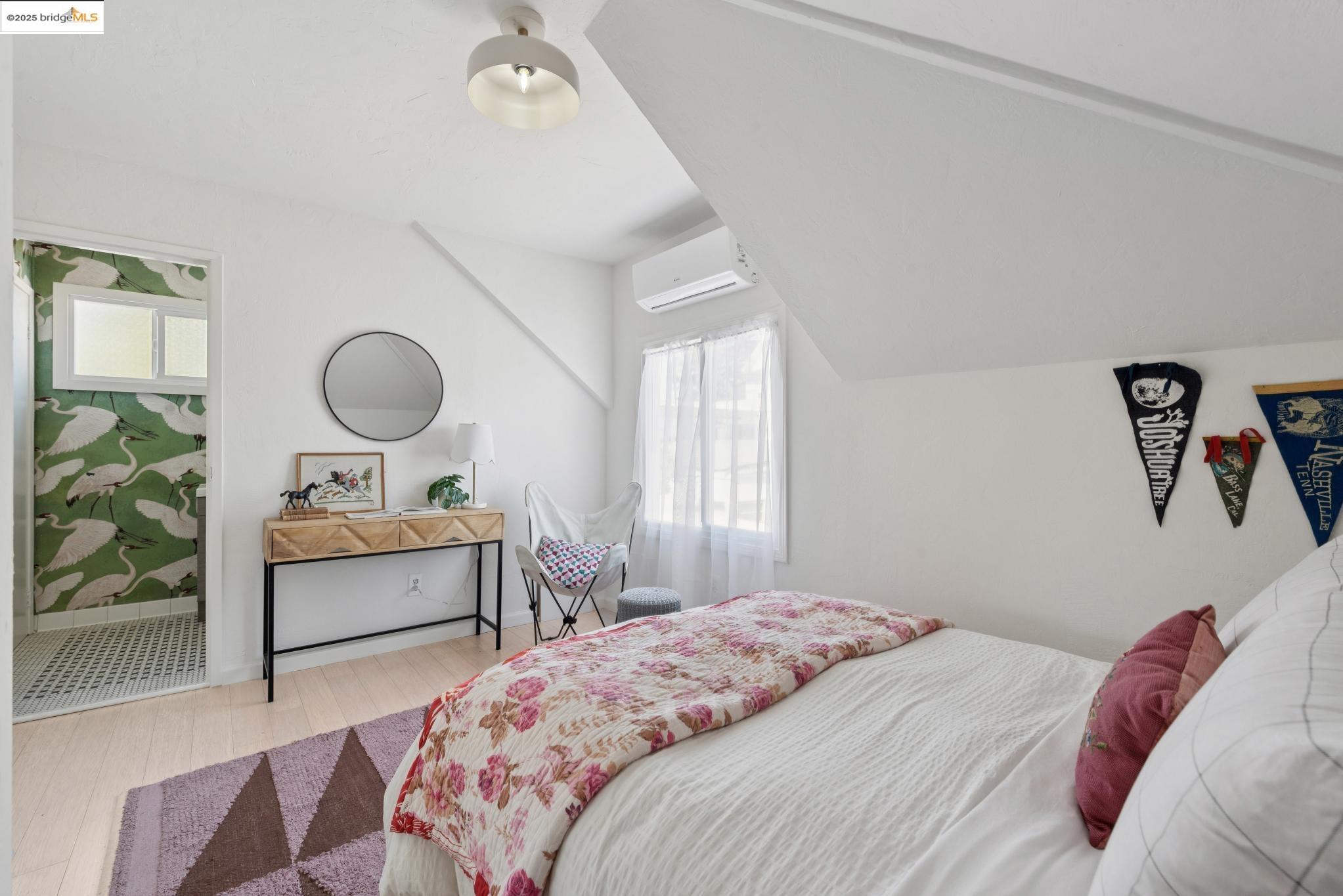 Detail Gallery Image 36 of 50 For 1020 E 19th St, Oakland,  CA 94606 - 2 Beds | 1/1 Baths