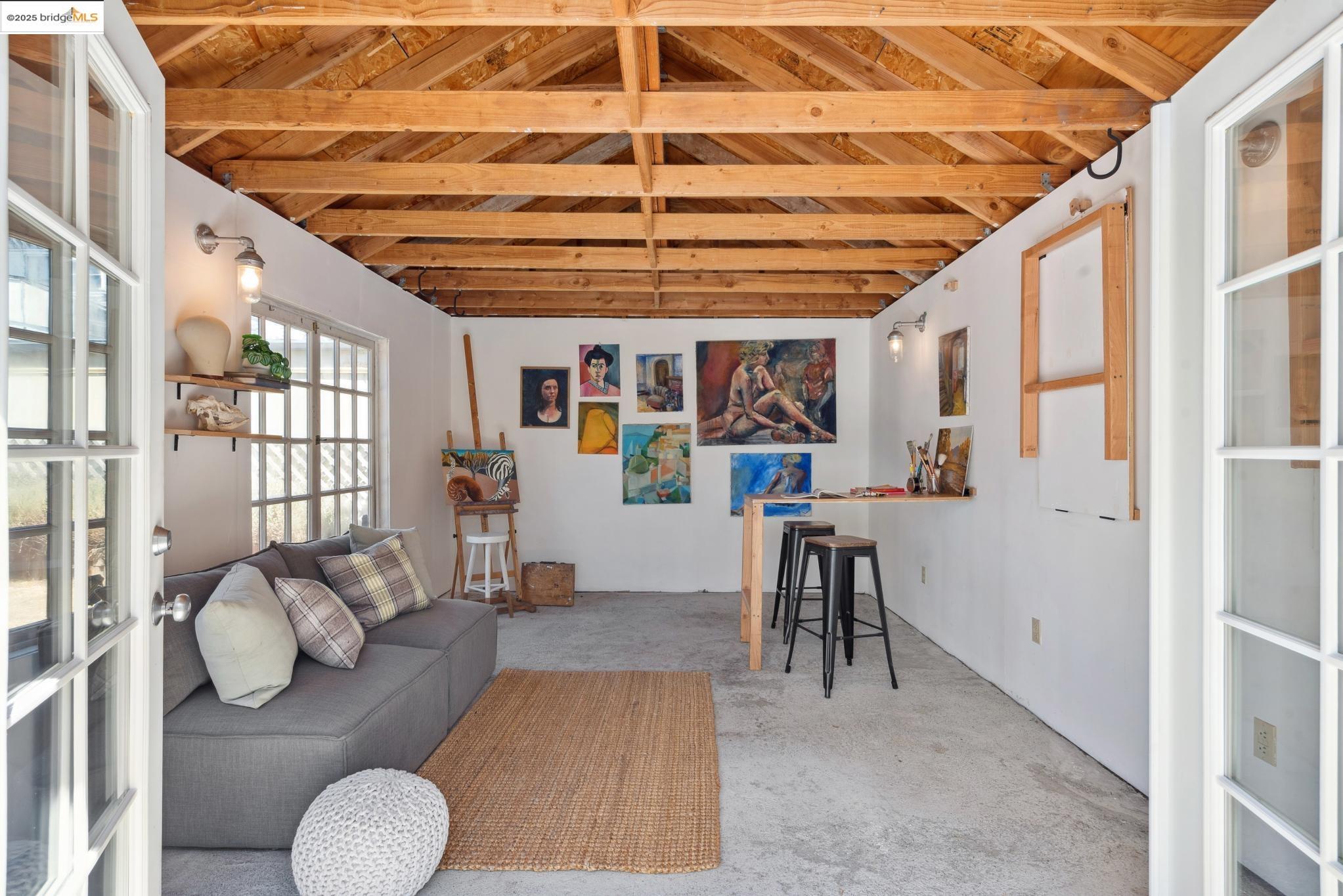 Detail Gallery Image 45 of 50 For 1020 E 19th St, Oakland,  CA 94606 - 2 Beds | 1/1 Baths