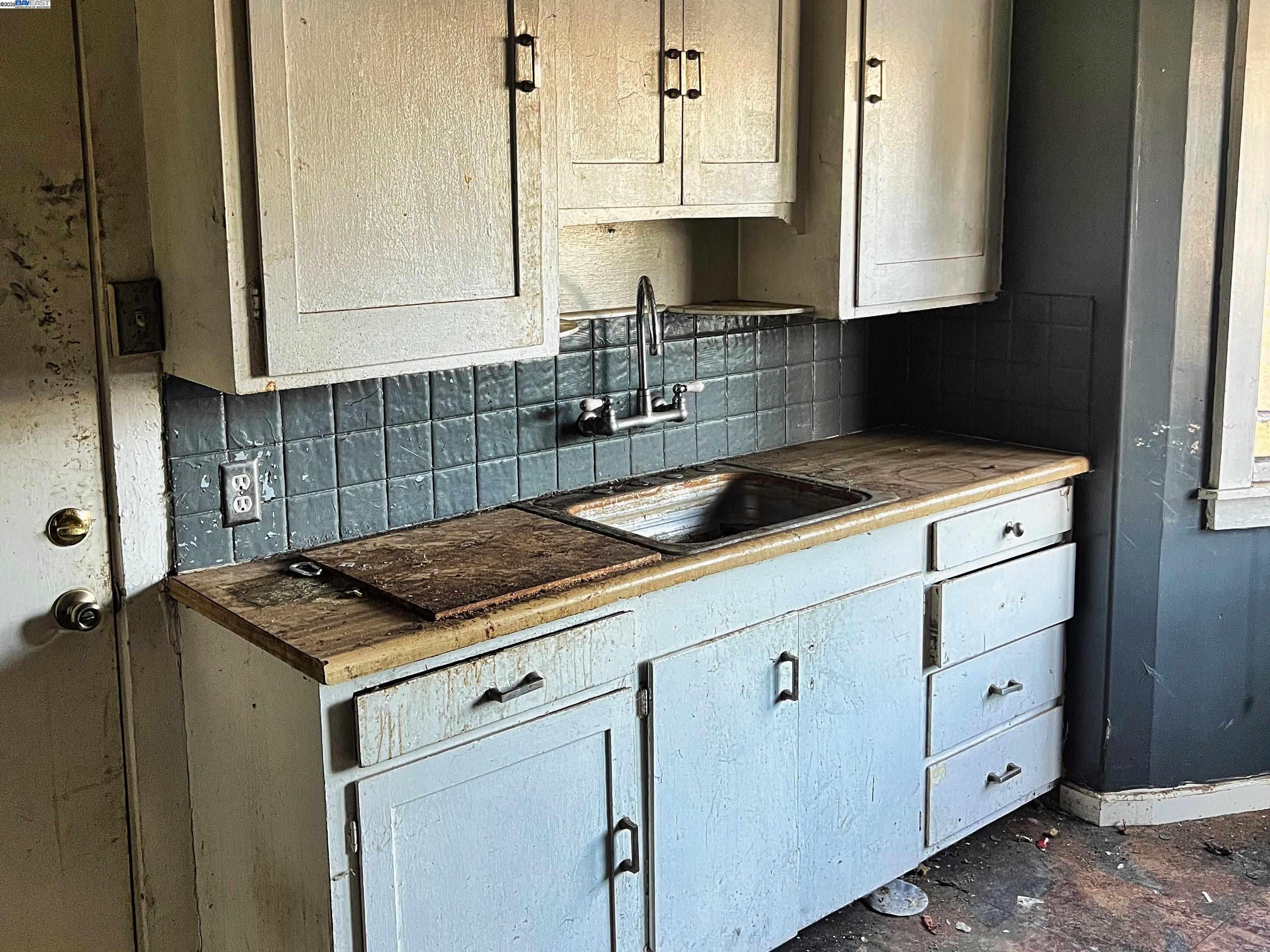 Detail Gallery Image 14 of 28 For 65 Burbank Ave, San Martin,  CA 95046 - 1 Beds | 1 Baths