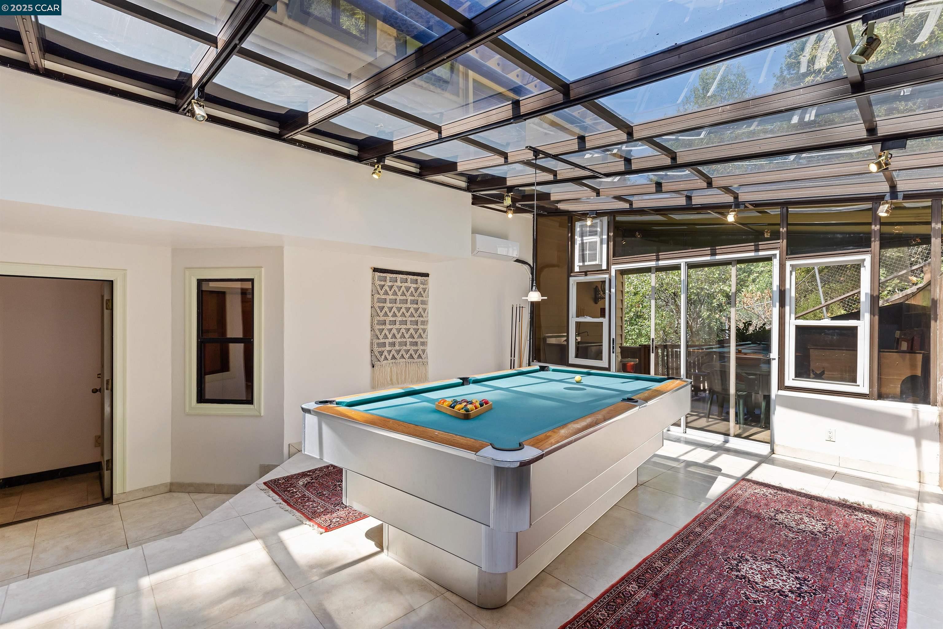 Detail Gallery Image 24 of 60 For 39 Mira Loma Rd, Orinda,  CA 94563 - 4 Beds | 3 Baths