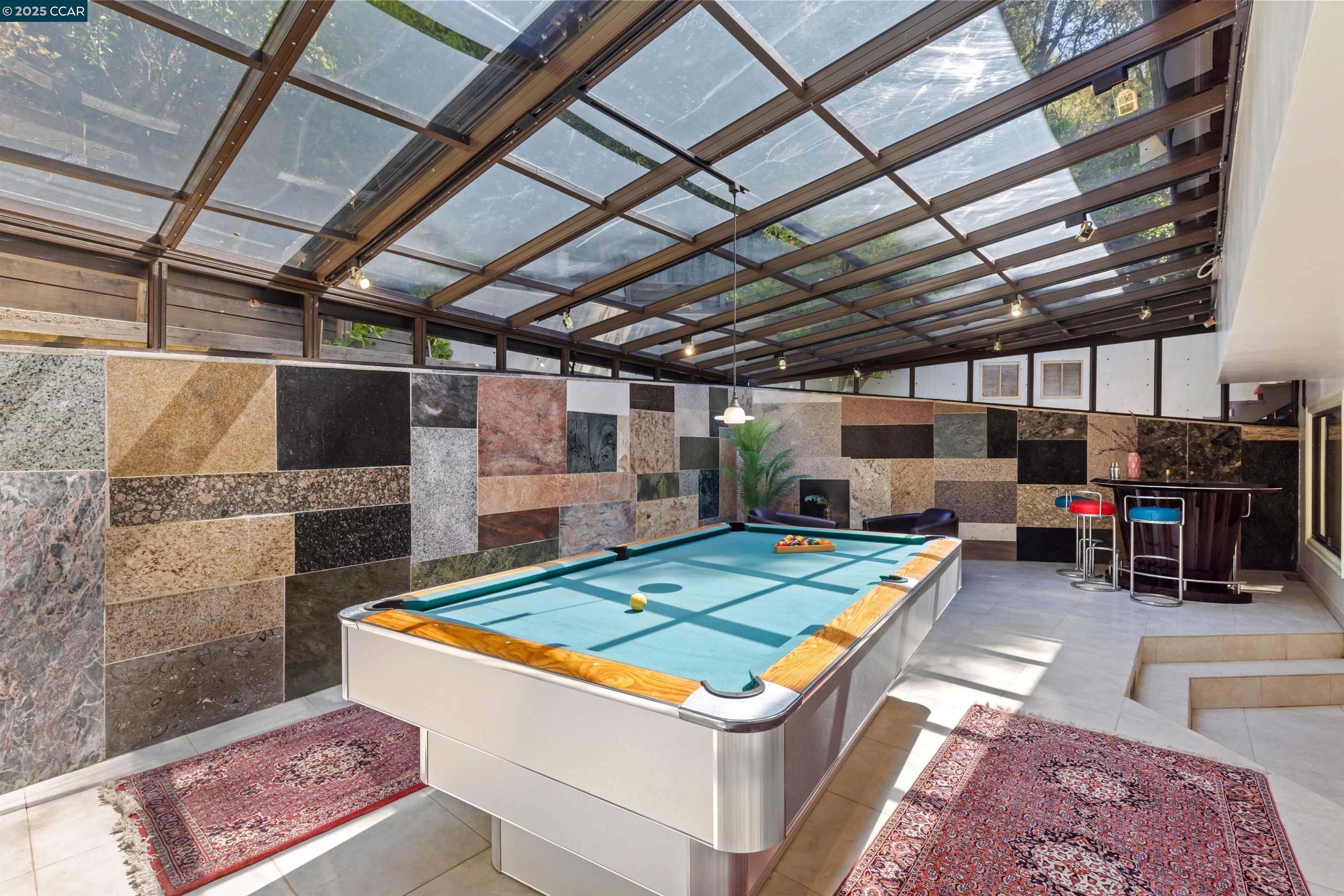 Detail Gallery Image 25 of 60 For 39 Mira Loma Rd, Orinda,  CA 94563 - 4 Beds | 3 Baths