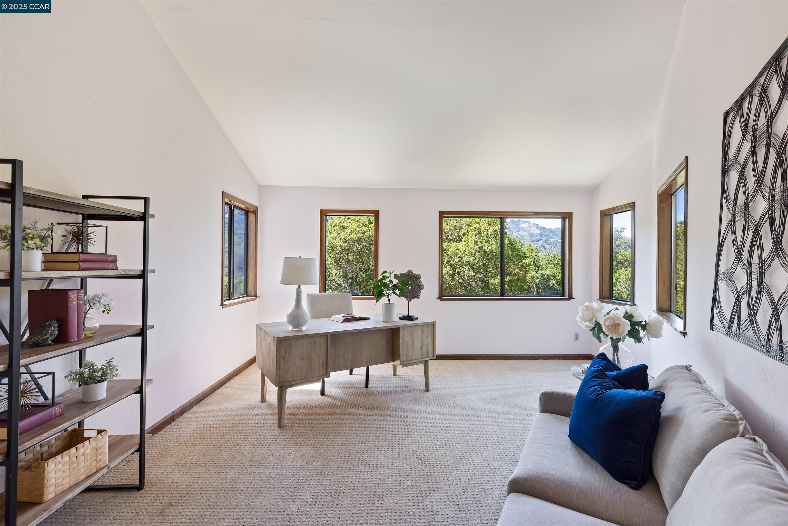 Detail Gallery Image 36 of 59 For 39 Mira Loma Rd, Orinda,  CA 94563 - 4 Beds | 3 Baths