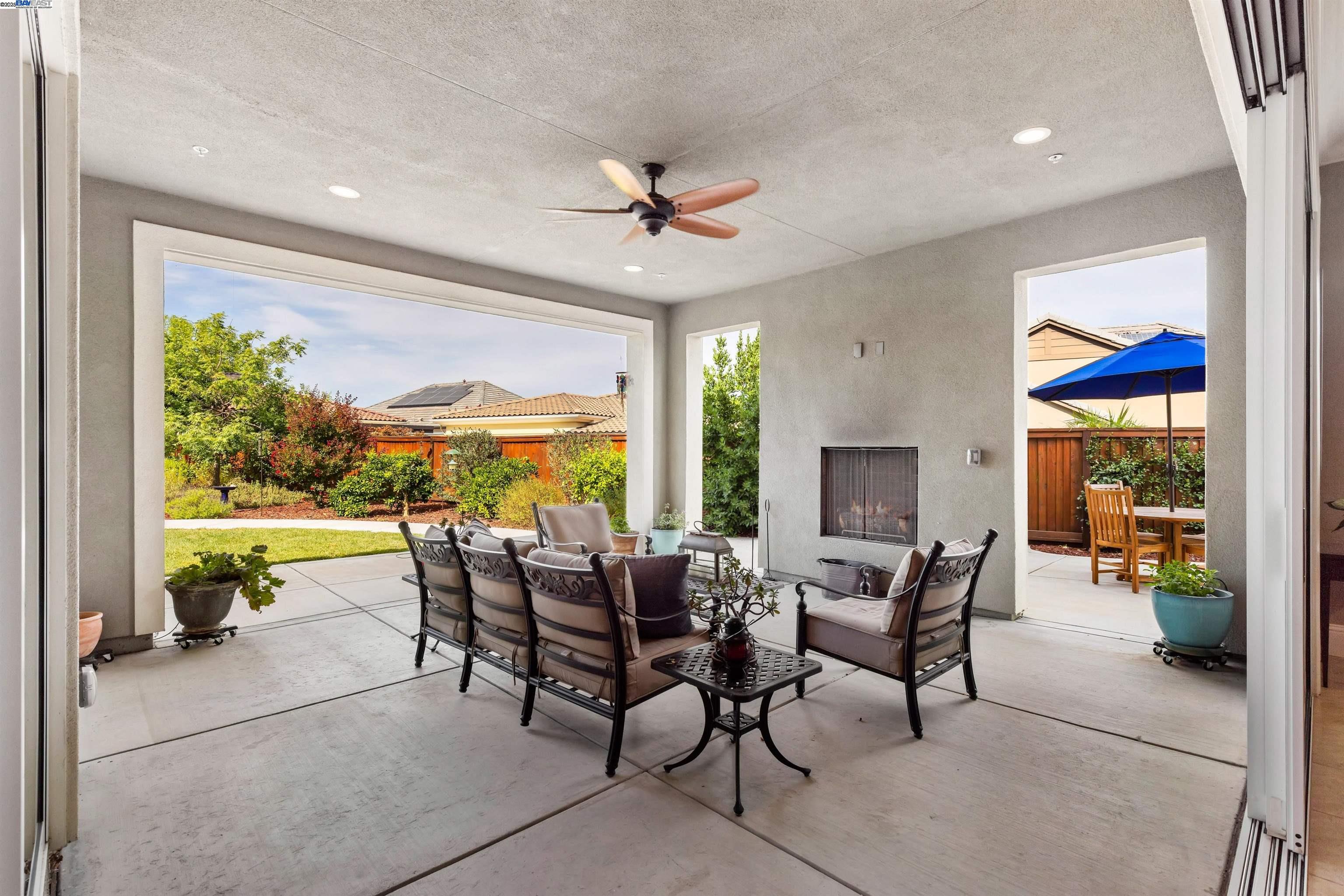 Detail Gallery Image 17 of 58 For 2062 Reserva Ct, Brentwood,  CA 94513 - 2 Beds | 2/1 Baths