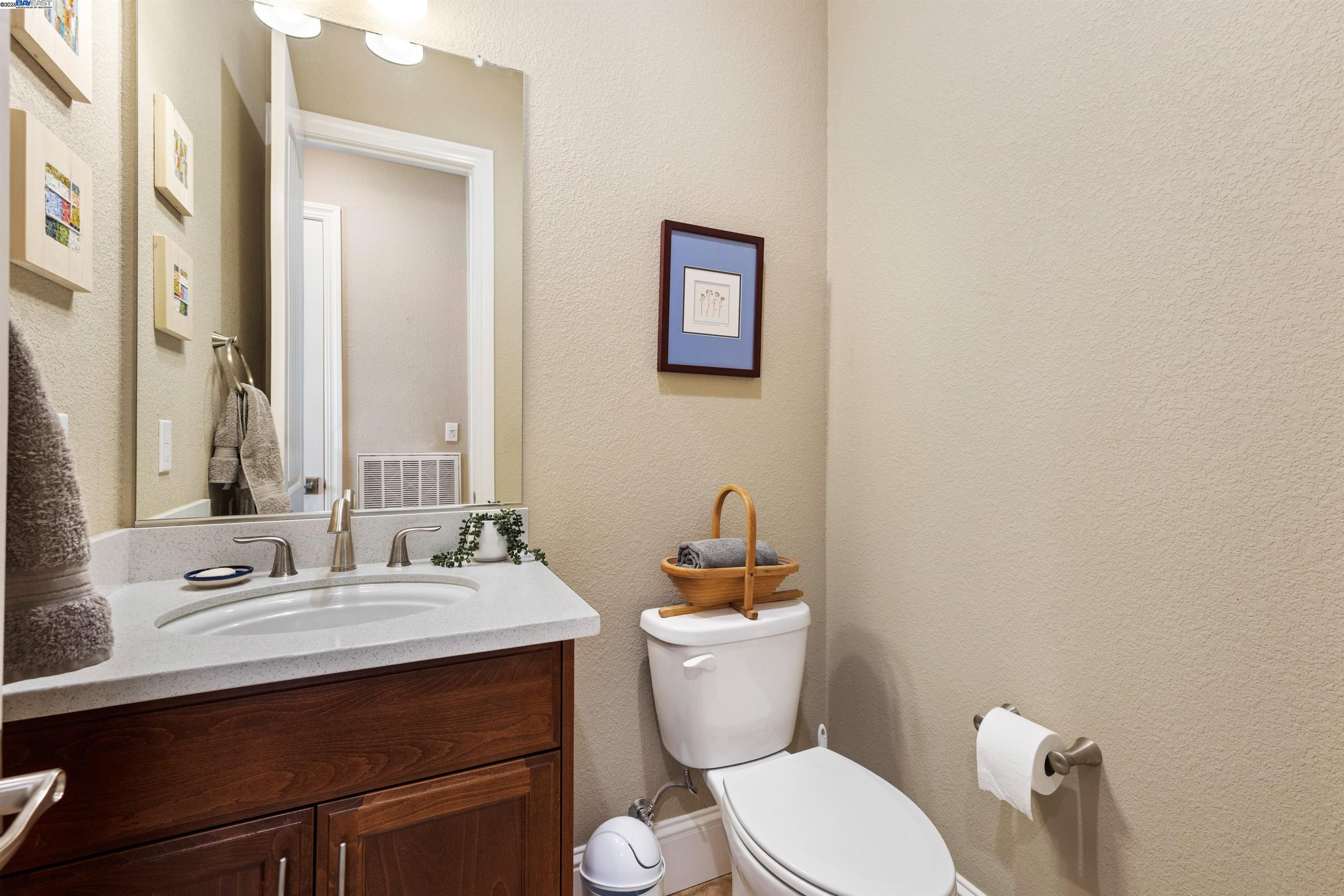 Detail Gallery Image 24 of 58 For 2062 Reserva Ct, Brentwood,  CA 94513 - 2 Beds | 2/1 Baths
