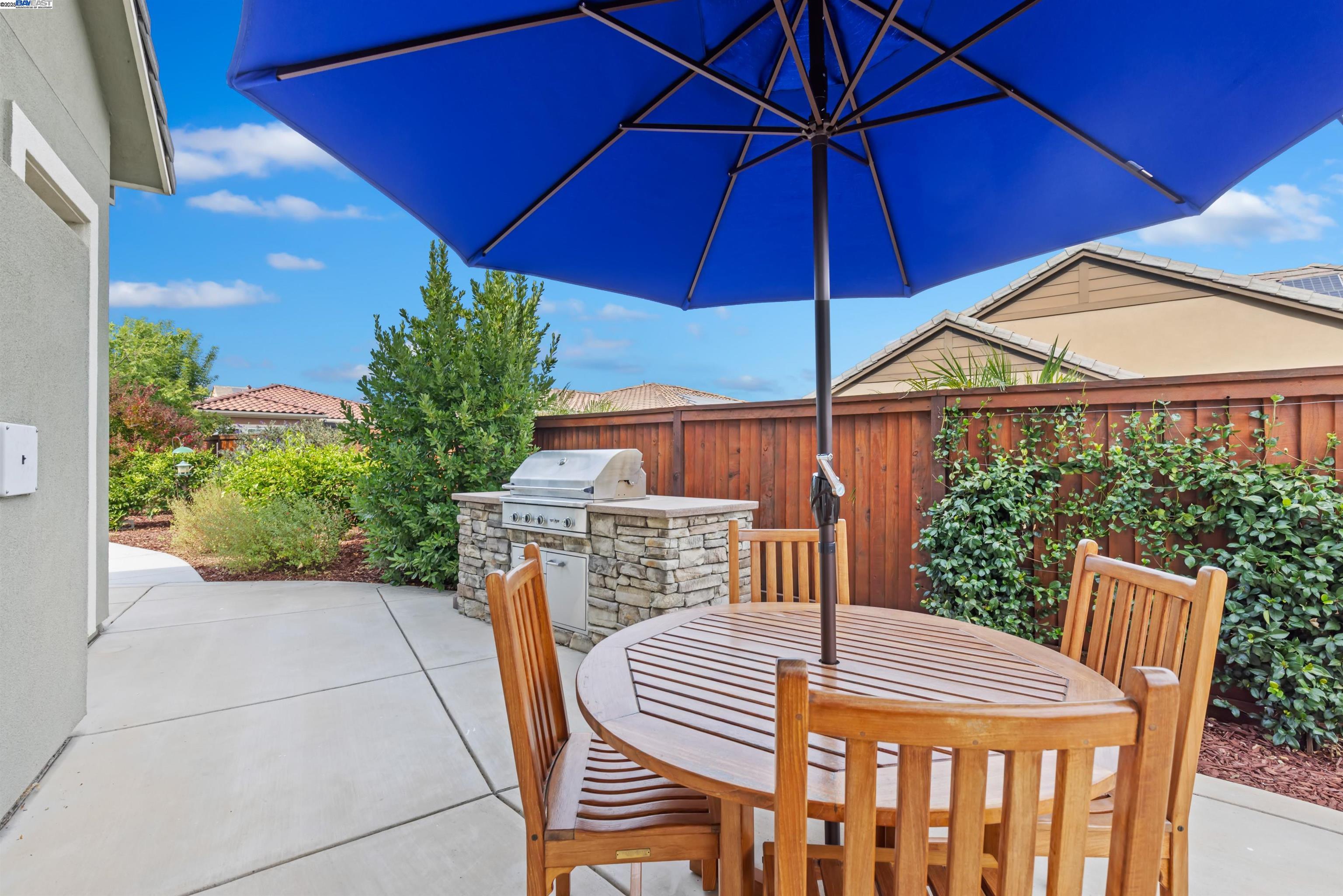 Detail Gallery Image 33 of 58 For 2062 Reserva Ct, Brentwood,  CA 94513 - 2 Beds | 2/1 Baths