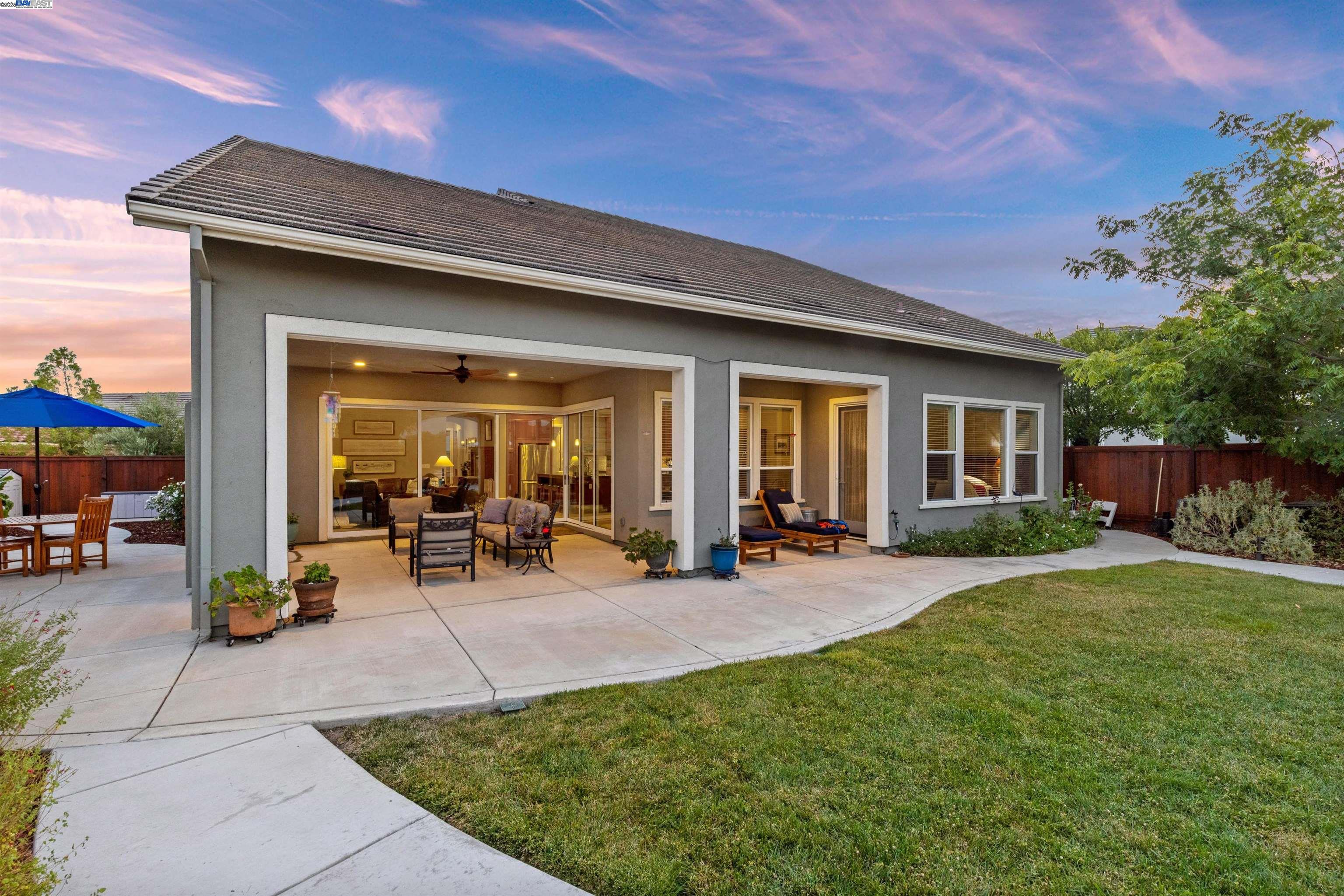 Detail Gallery Image 37 of 58 For 2062 Reserva Ct, Brentwood,  CA 94513 - 2 Beds | 2/1 Baths