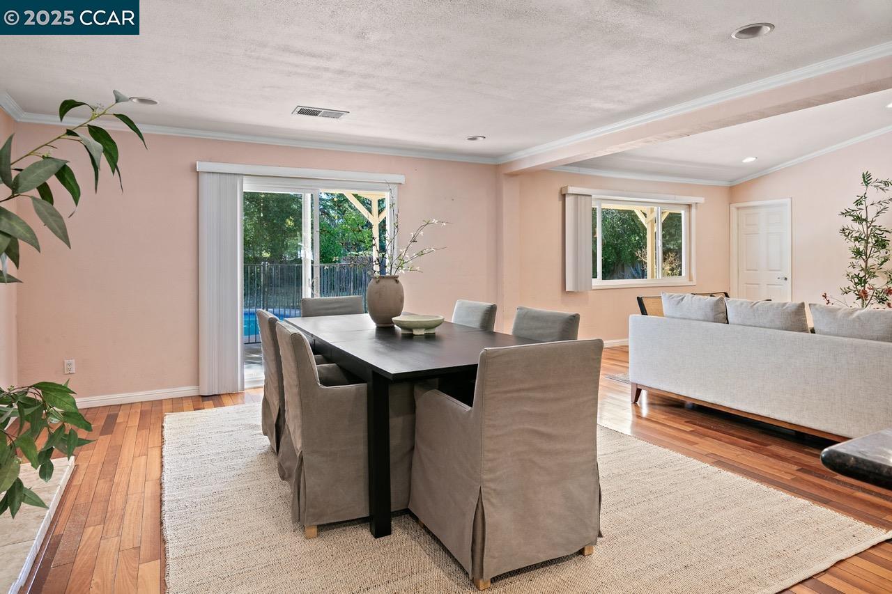 Detail Gallery Image 13 of 40 For 209 Farm Hill Ct, Danville,  CA 94526 - 5 Beds | 2 Baths
