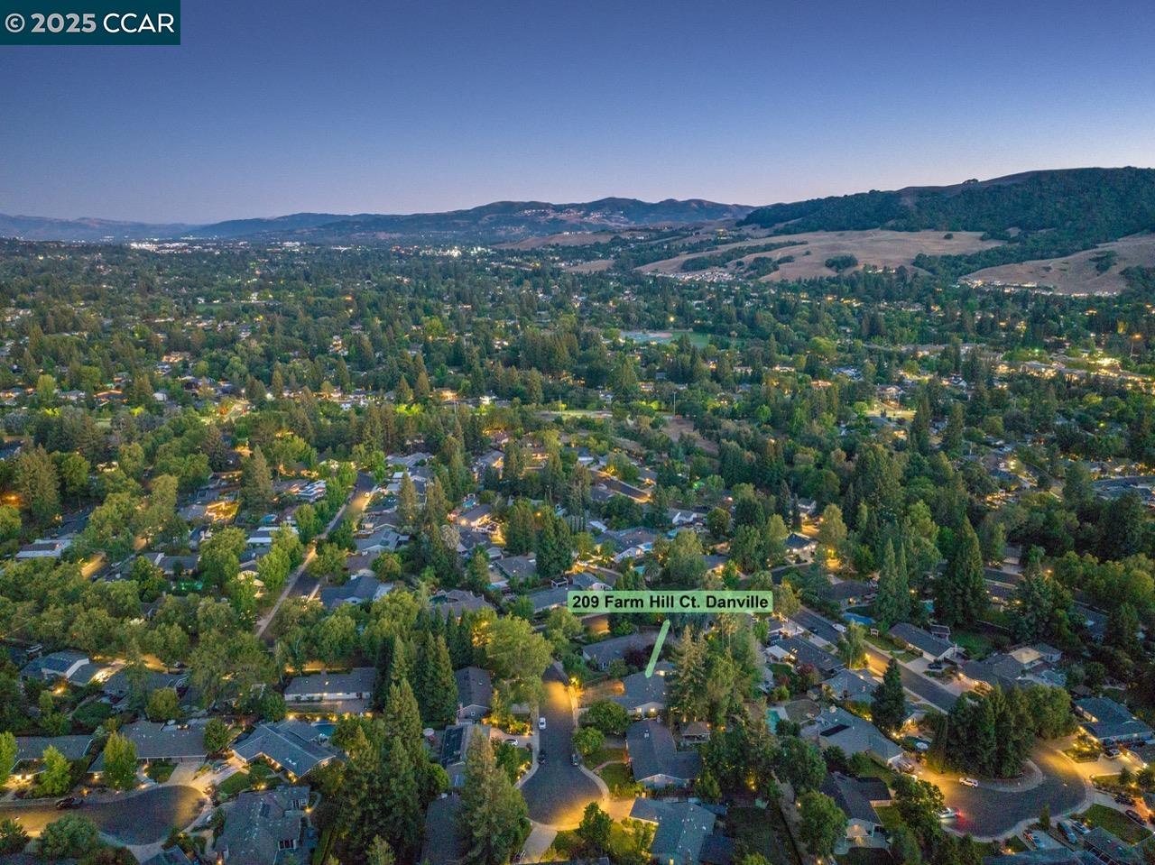 Detail Gallery Image 37 of 40 For 209 Farm Hill Ct, Danville,  CA 94526 - 5 Beds | 2 Baths