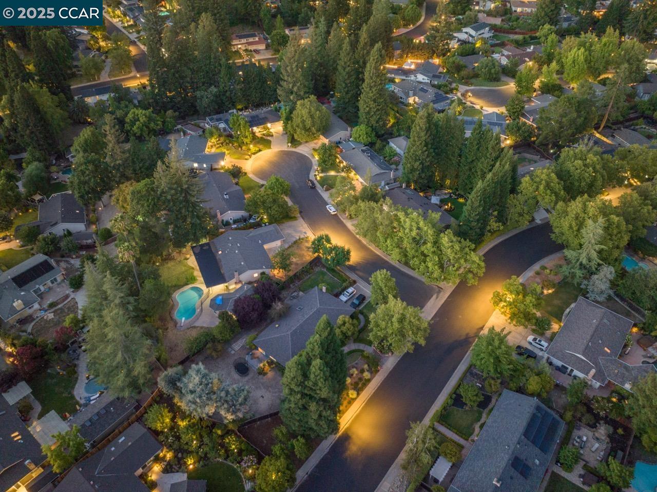 Detail Gallery Image 39 of 40 For 209 Farm Hill Ct, Danville,  CA 94526 - 5 Beds | 2 Baths