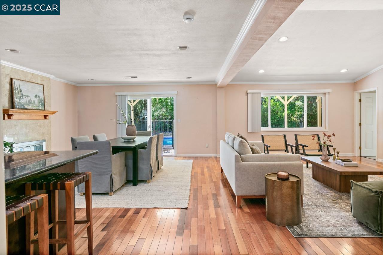 Detail Gallery Image 9 of 40 For 209 Farm Hill Ct, Danville,  CA 94526 - 5 Beds | 2 Baths