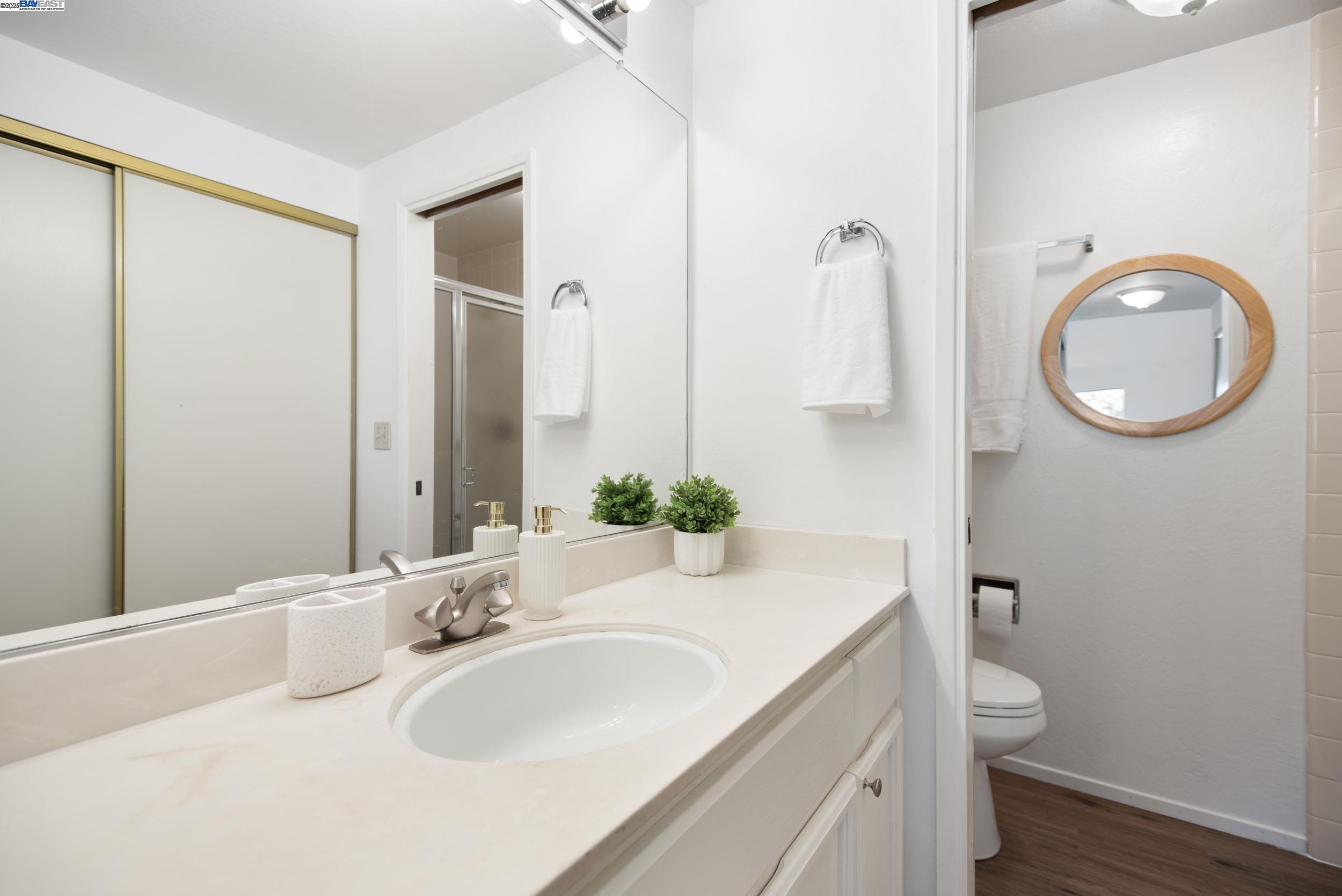 Detail Gallery Image 19 of 26 For 3754 Stoneglen N, Richmond,  CA 94806 - 2 Beds | 2 Baths