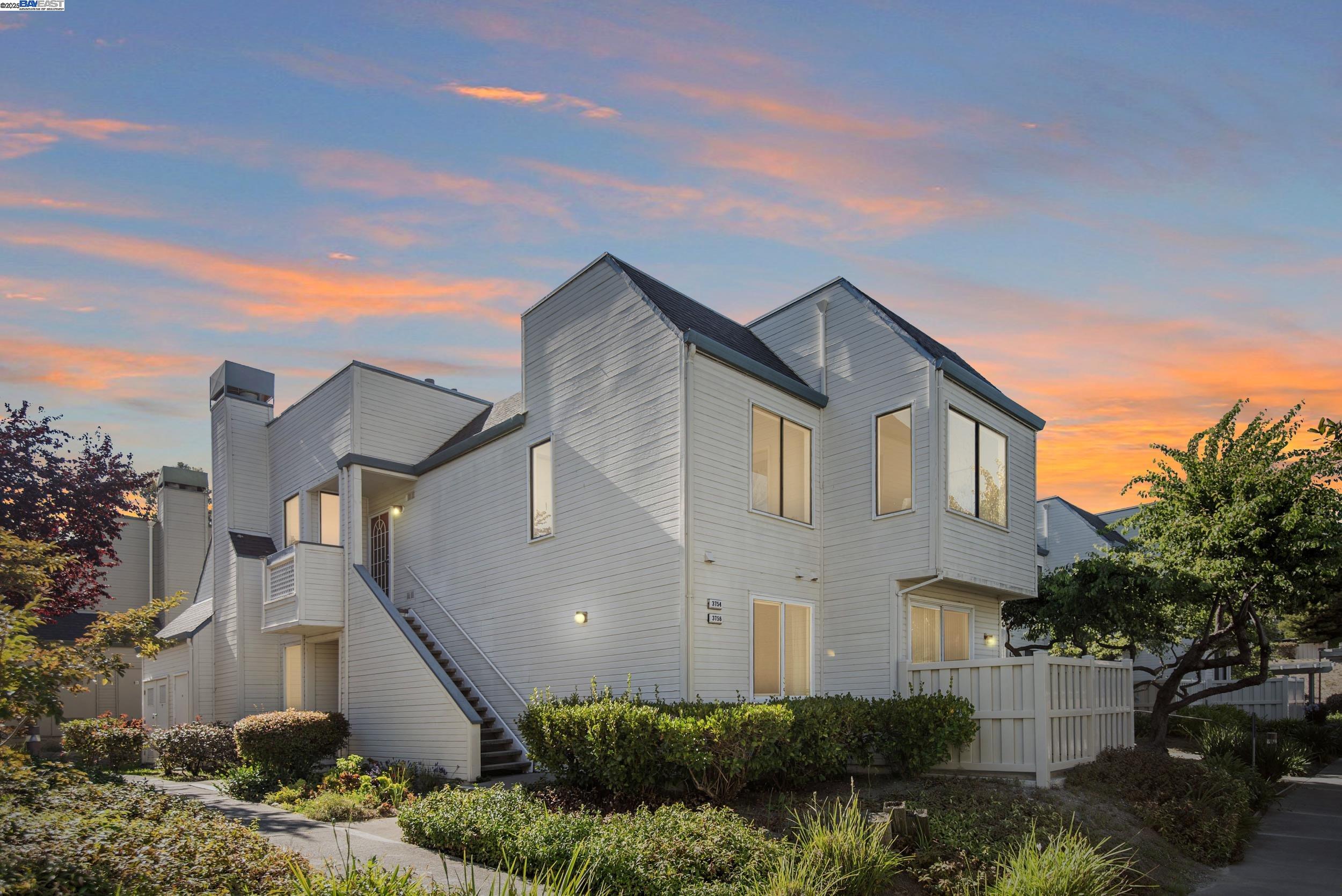 Detail Gallery Image 21 of 26 For 3754 Stoneglen N, Richmond,  CA 94806 - 2 Beds | 2 Baths