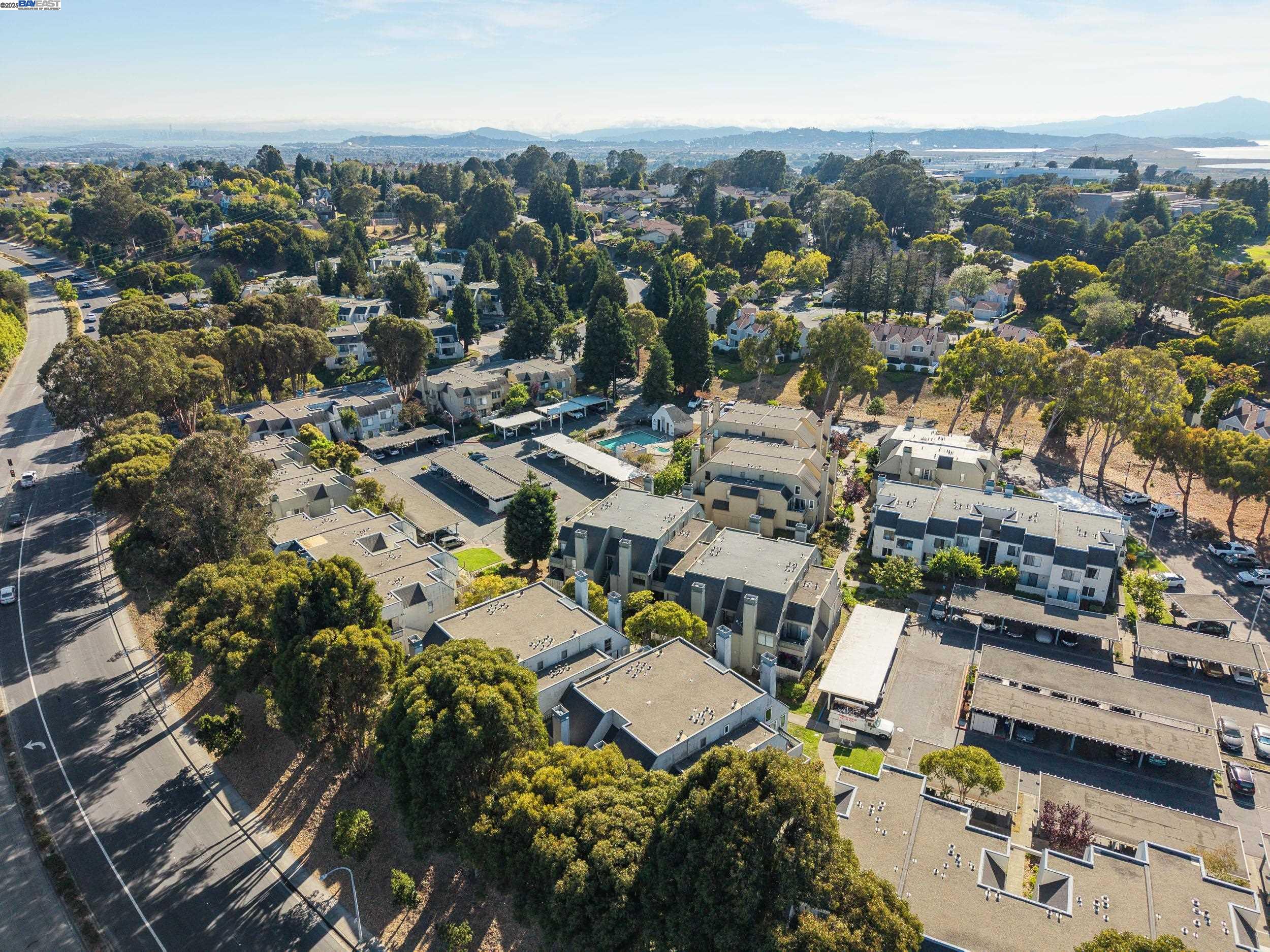 Detail Gallery Image 24 of 26 For 3754 Stoneglen N, Richmond,  CA 94806 - 2 Beds | 2 Baths