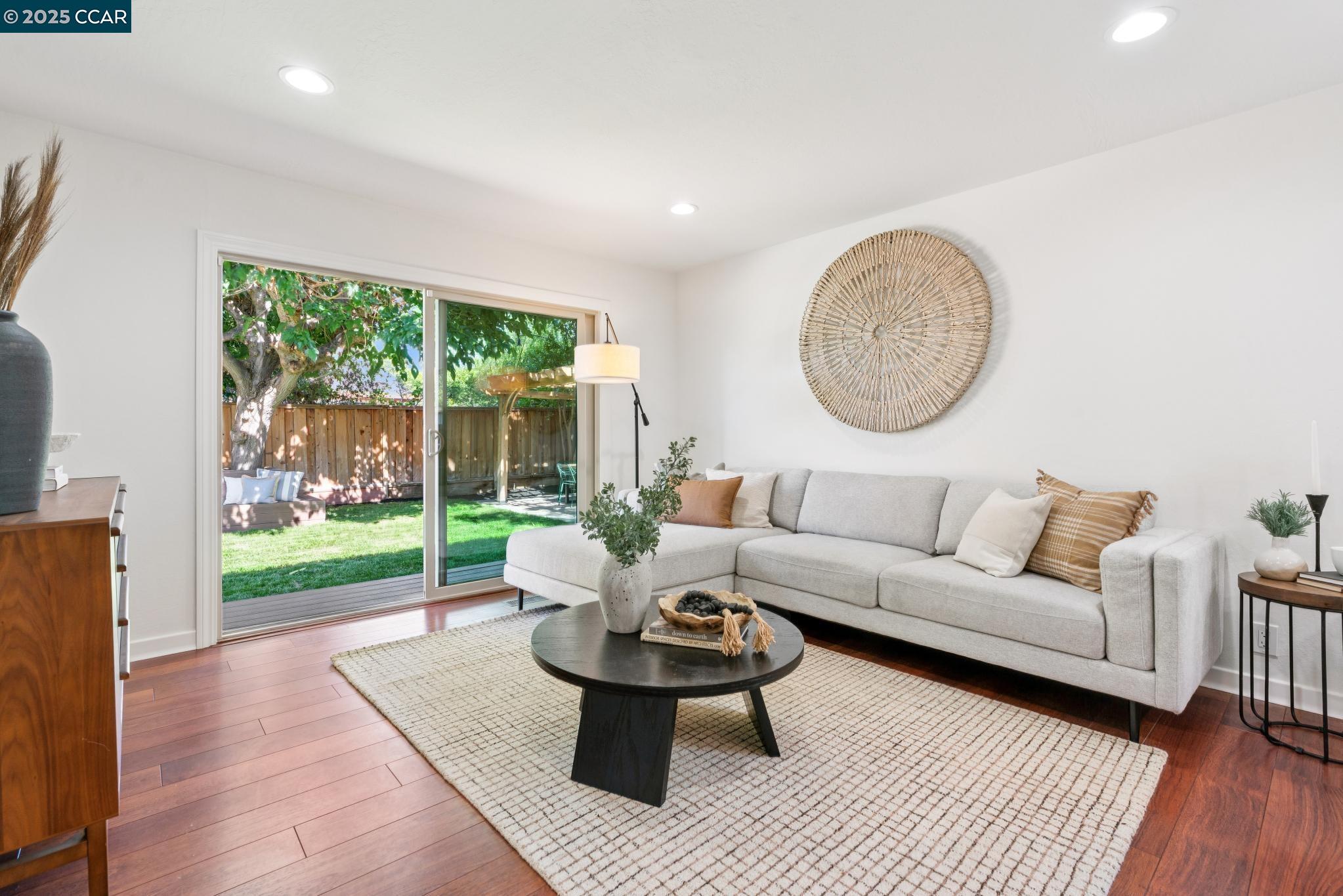 Detail Gallery Image 23 of 39 For 632 Wintergreen Ln, Walnut Creek,  CA 94598 - 3 Beds | 2 Baths