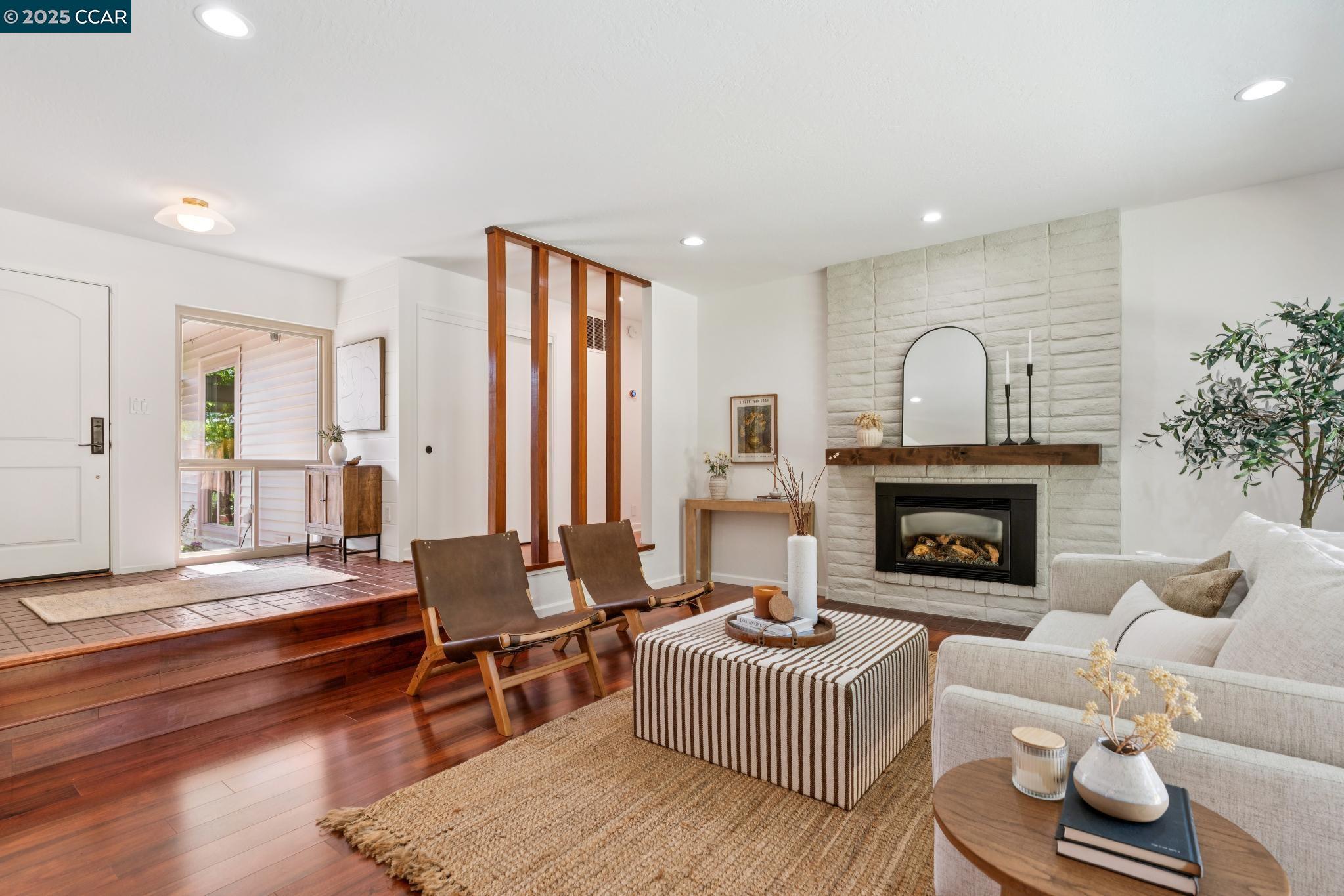 Detail Gallery Image 6 of 39 For 632 Wintergreen Ln, Walnut Creek,  CA 94598 - 3 Beds | 2 Baths