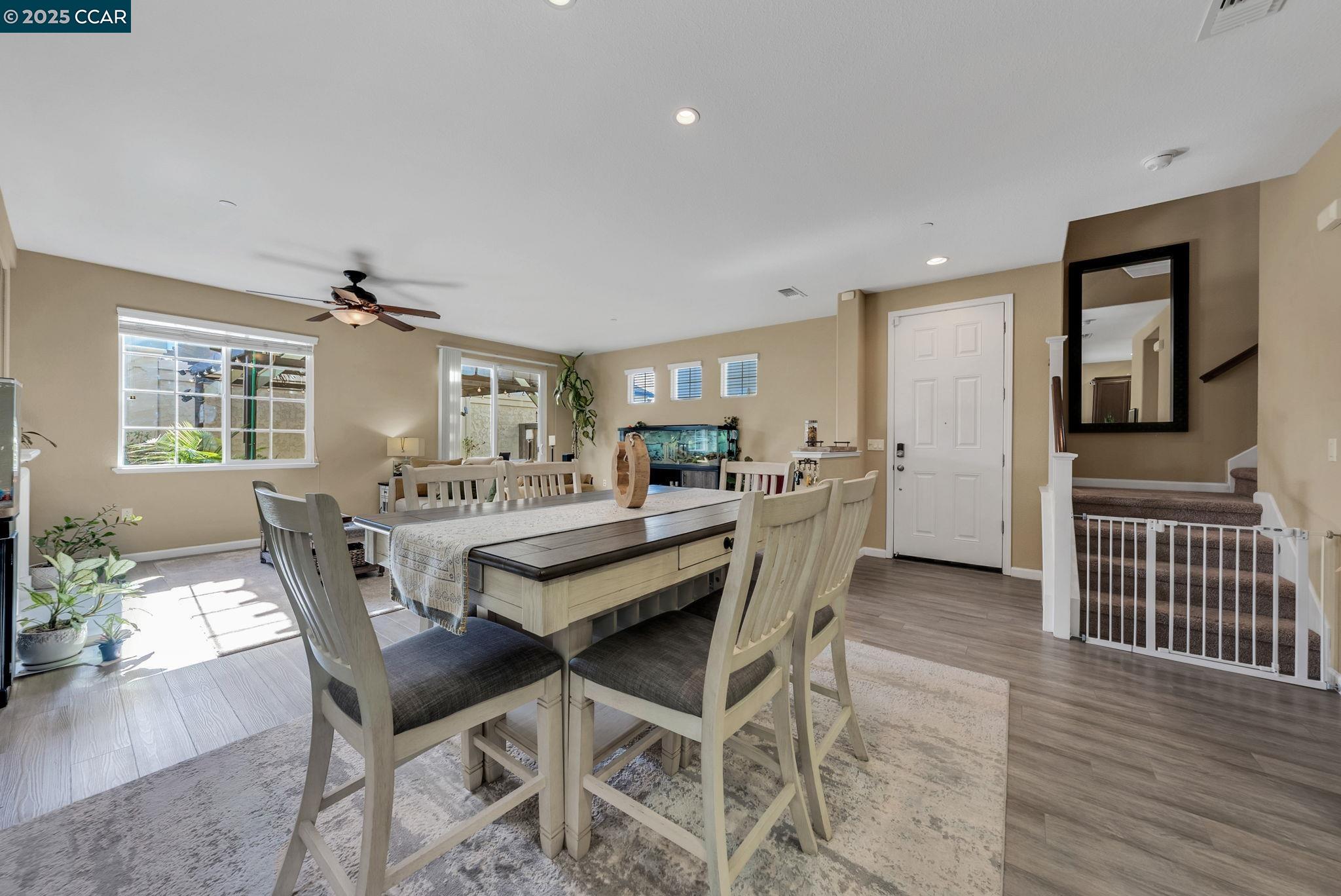 Detail Gallery Image 11 of 54 For 1037 Gridley Dr, Pittsburg,  CA 94565 - 4 Beds | 2/1 Baths