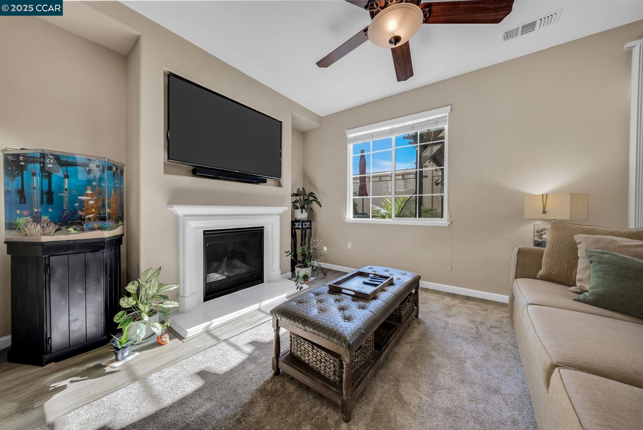 Detail Gallery Image 16 of 54 For 1037 Gridley Dr, Pittsburg,  CA 94565 - 4 Beds | 2/1 Baths