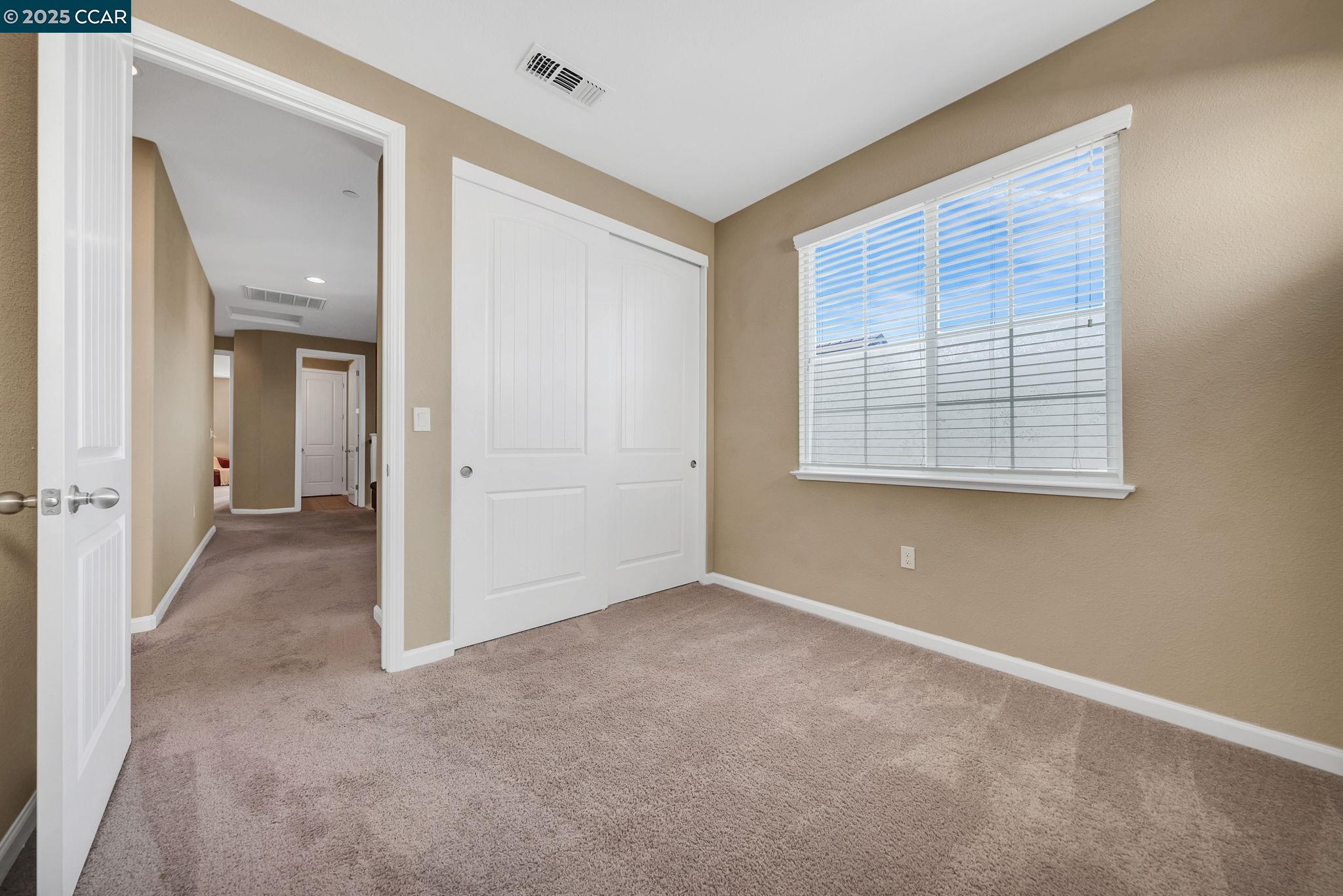 Detail Gallery Image 25 of 54 For 1037 Gridley Dr, Pittsburg,  CA 94565 - 4 Beds | 2/1 Baths