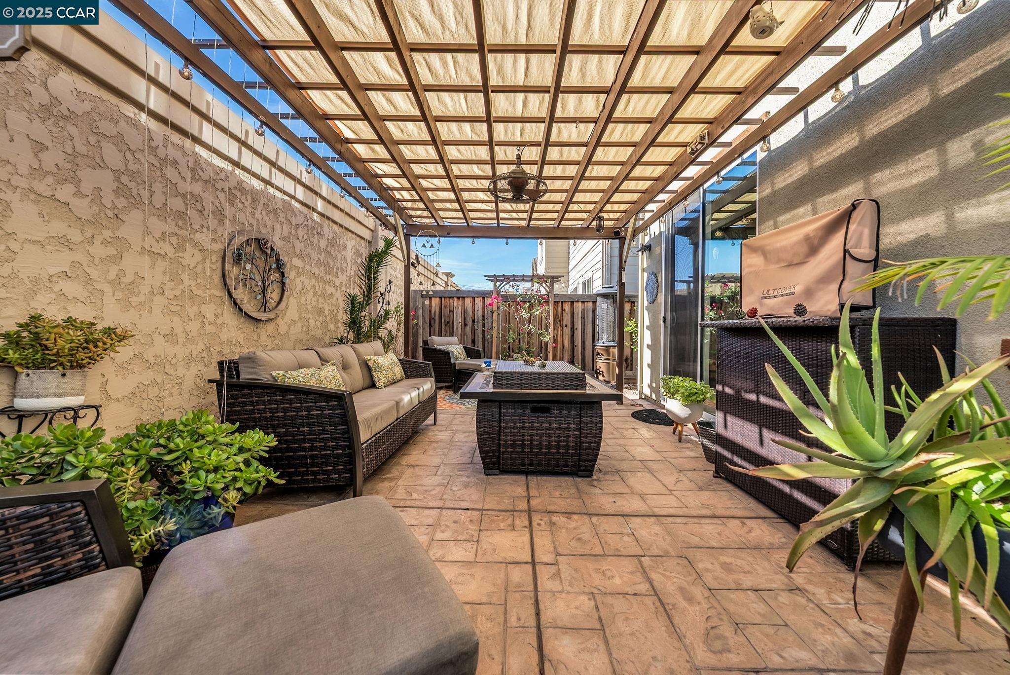 Detail Gallery Image 53 of 54 For 1037 Gridley Dr, Pittsburg,  CA 94565 - 4 Beds | 2/1 Baths