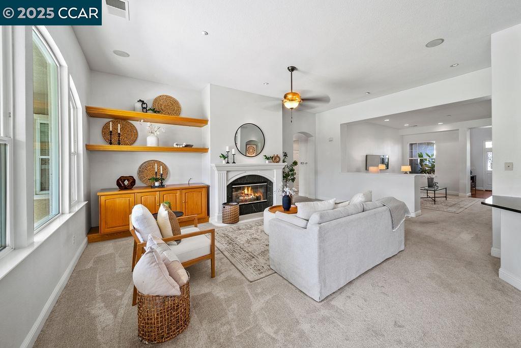 Detail Gallery Image 7 of 40 For 742 Richardson Dr, Brentwood,  CA 94513 - 2 Beds | 2/1 Baths