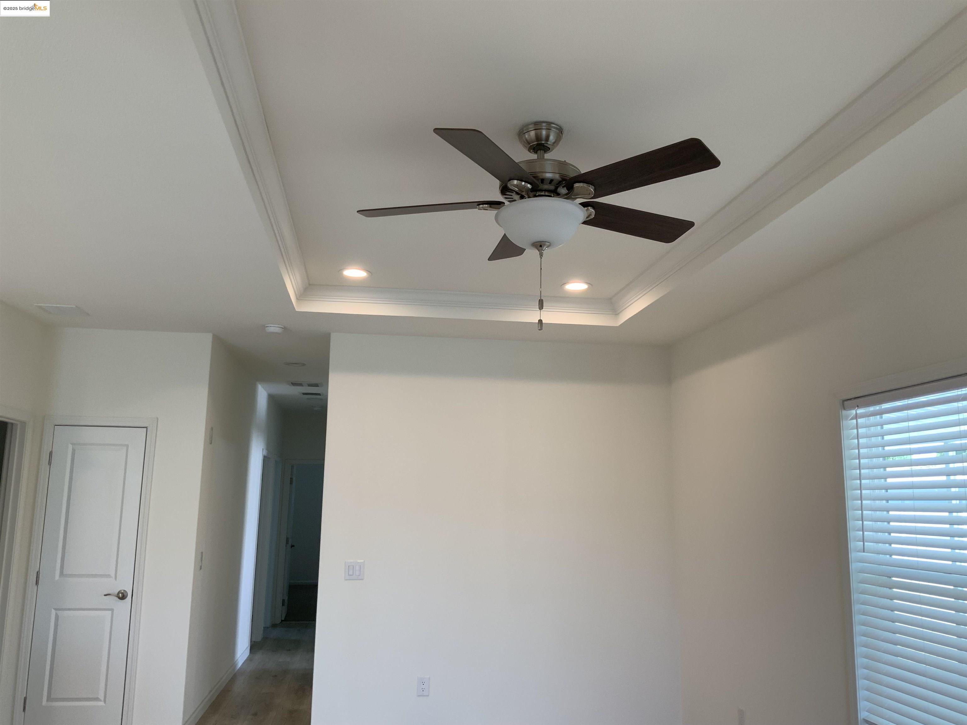 Detail Gallery Image 14 of 24 For 46 Palm Dr., Pittsburg,  CA 94565-0000 - 3 Beds | 2 Baths