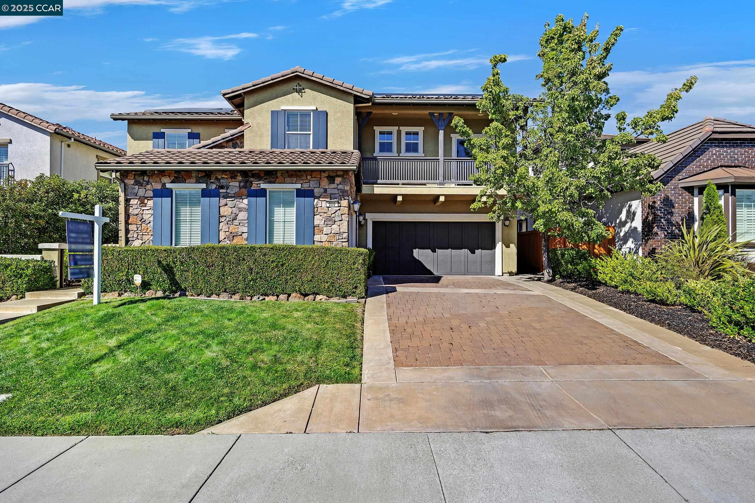 Front Image Thumbnail for CC41110609