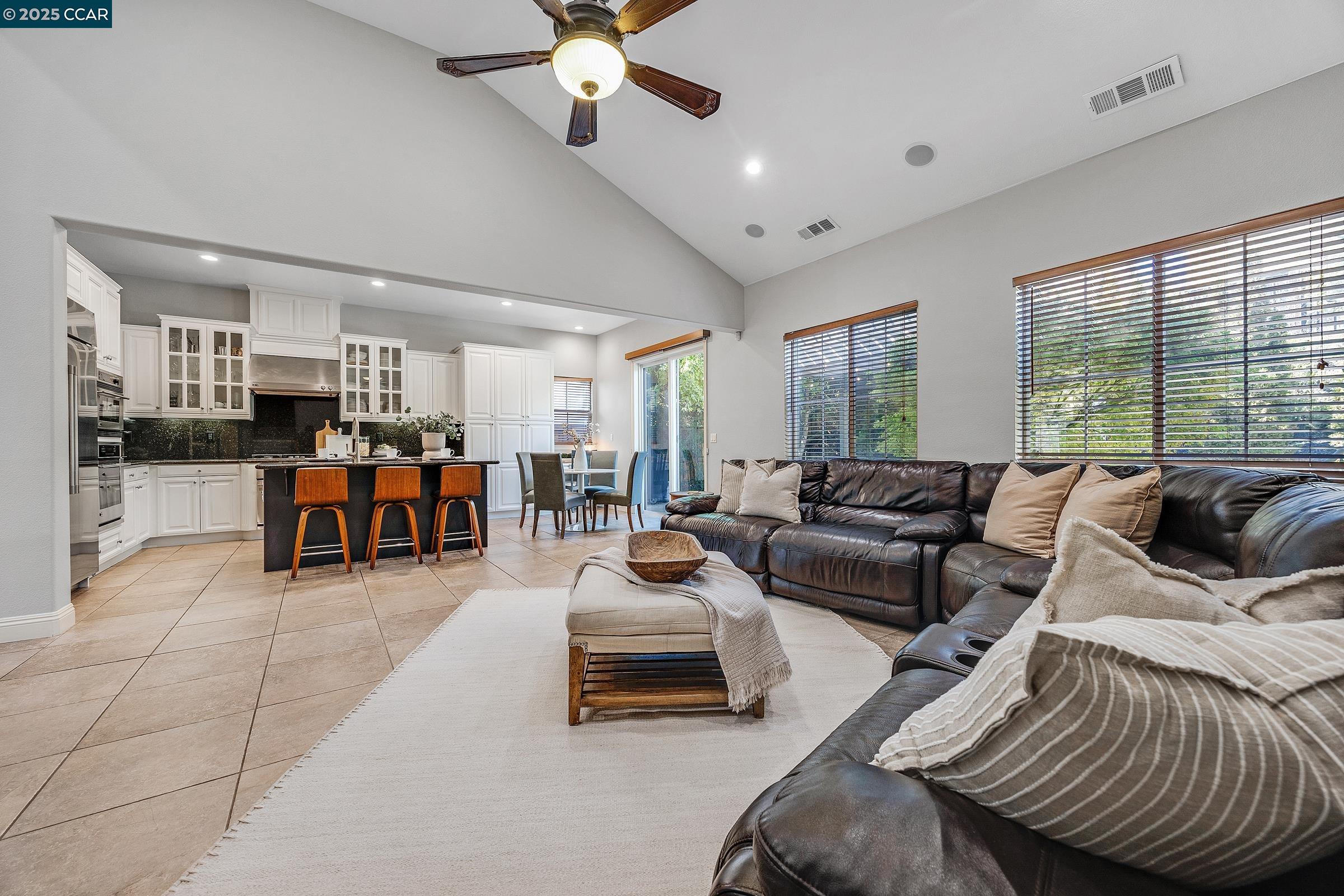 Detail Gallery Image 19 of 42 For 809 Maldon Ct, Danville,  CA 94506 - 4 Beds | 3/1 Baths