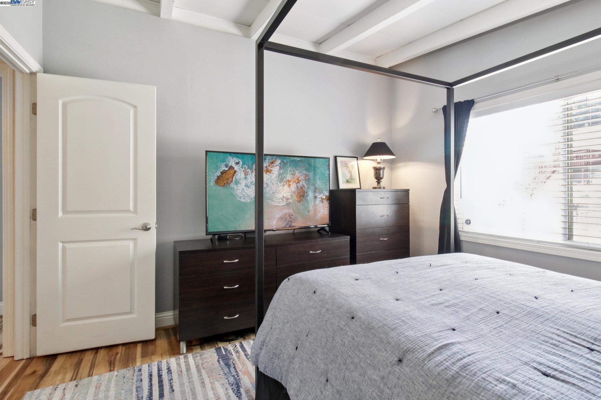 Detail Gallery Image 19 of 32 For 636 Pebble Dr, El Sobrante,  CA 94803 - 3 Beds | 2 Baths
