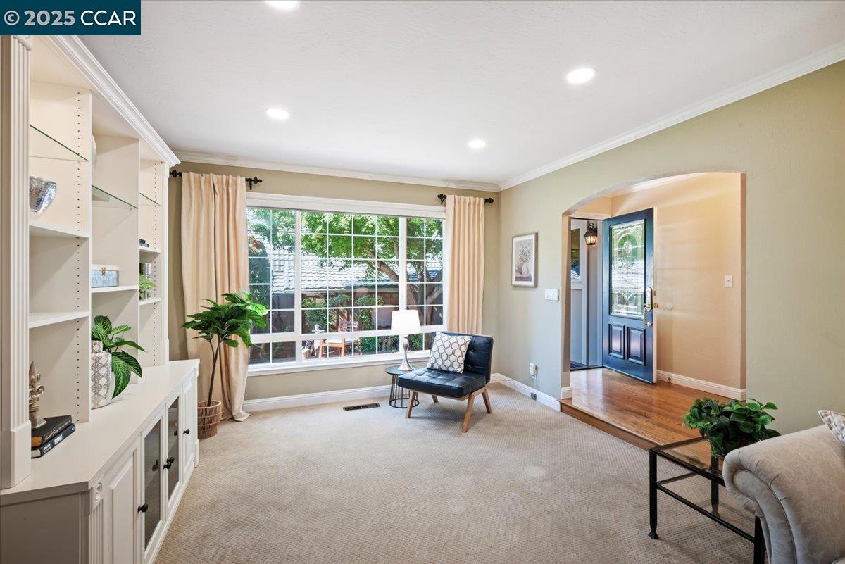 Detail Gallery Image 15 of 60 For 33 Leeds Ct E, Danville,  CA 94526 - 4 Beds | 2/1 Baths