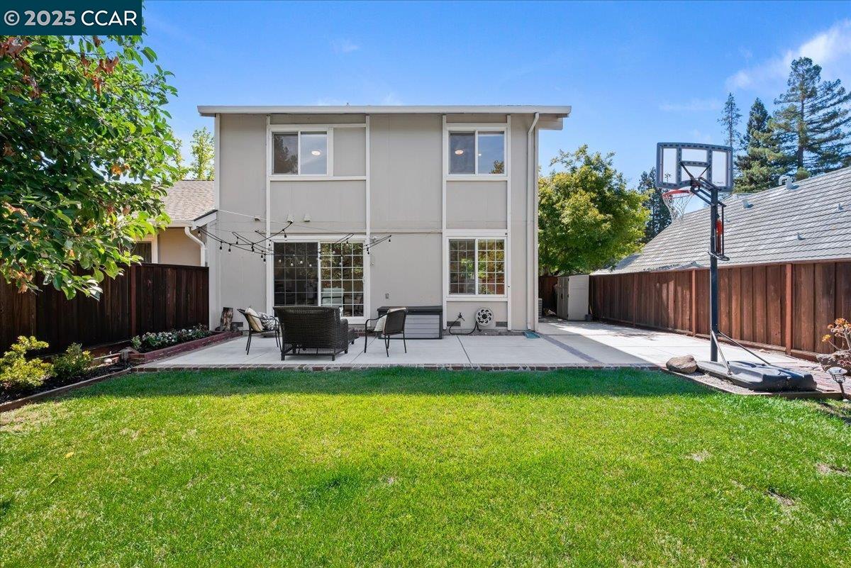 Detail Gallery Image 44 of 60 For 33 Leeds Ct E, Danville,  CA 94526 - 4 Beds | 2/1 Baths