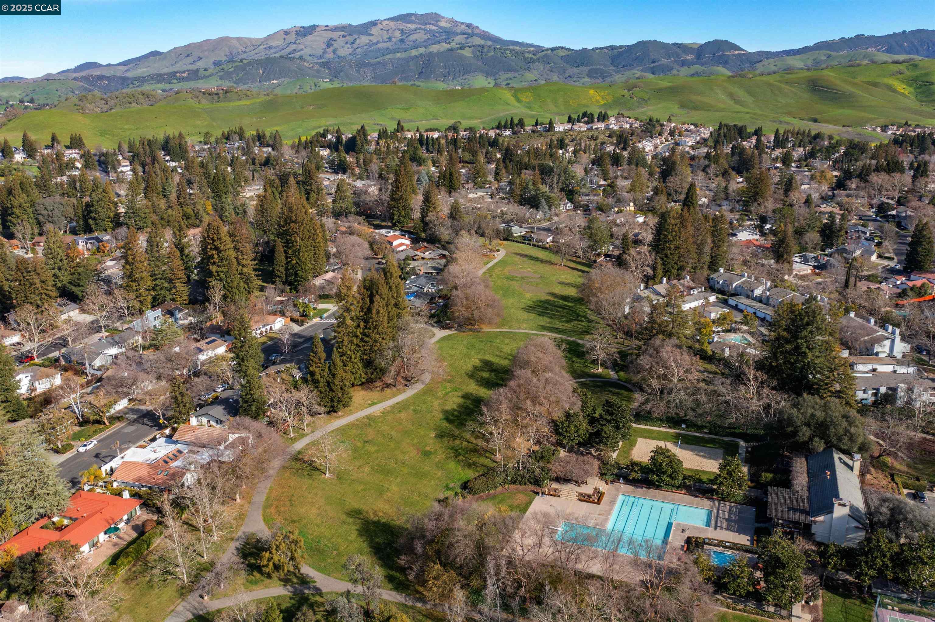 Detail Gallery Image 58 of 60 For 33 Leeds Ct E, Danville,  CA 94526 - 4 Beds | 2/1 Baths