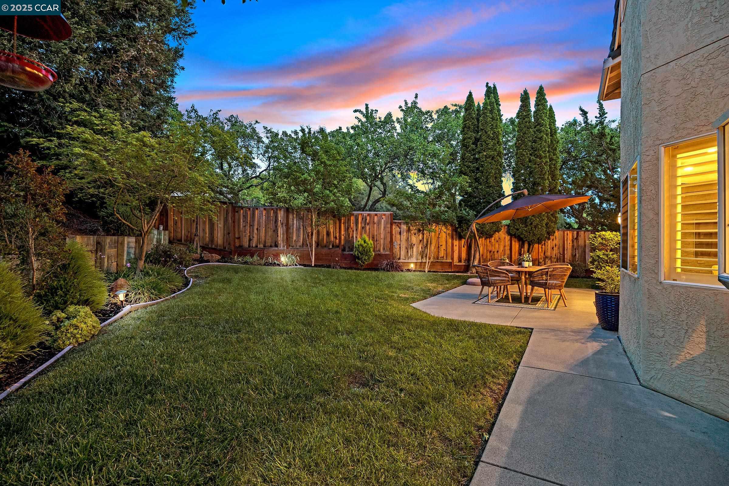 Detail Gallery Image 35 of 36 For 100 Bedford Ct, Danville,  CA 94506 - 5 Beds | 3 Baths