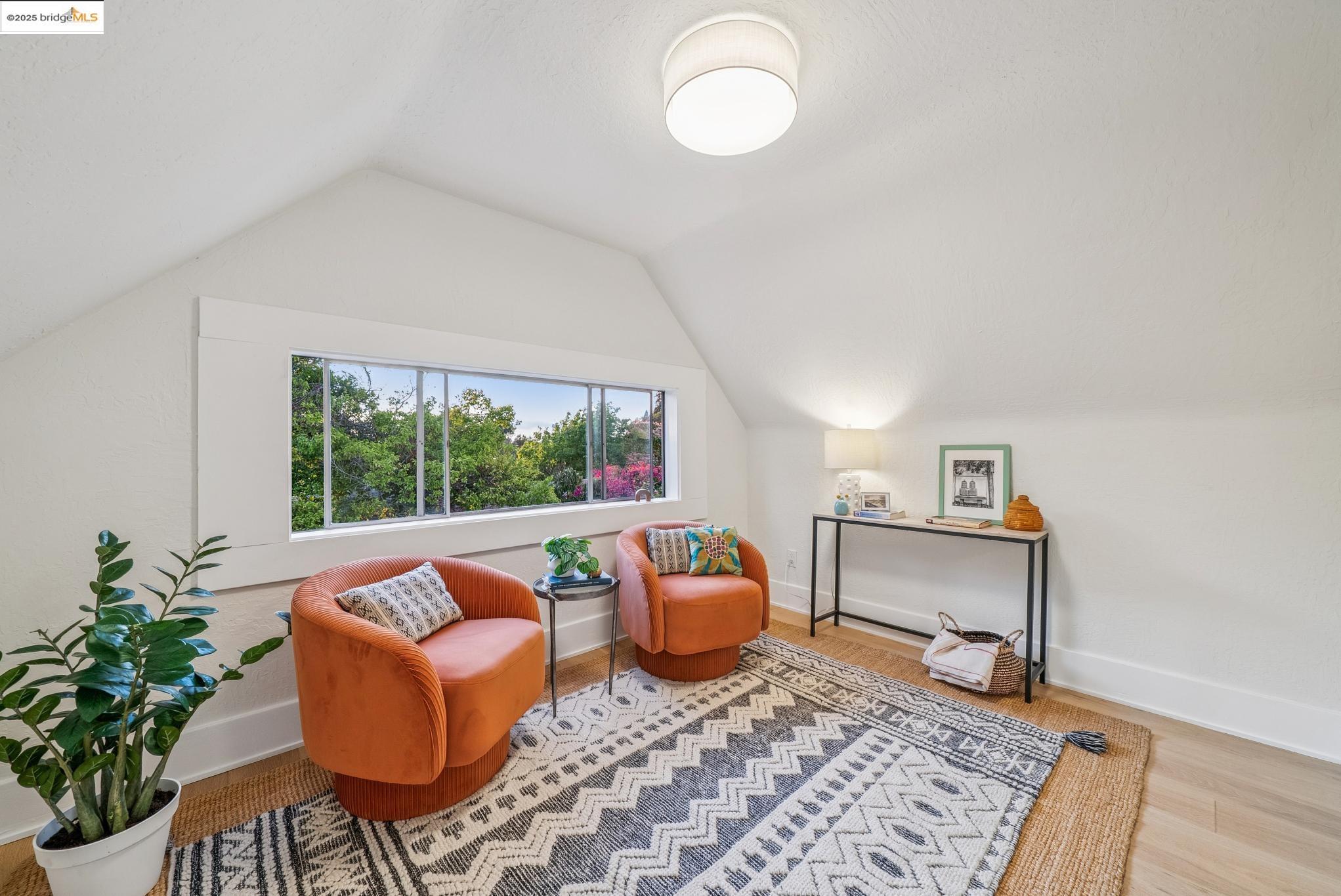 Detail Gallery Image 26 of 60 For 716 Coventry Rd, Kensington,  CA 94707 - 3 Beds | 2 Baths
