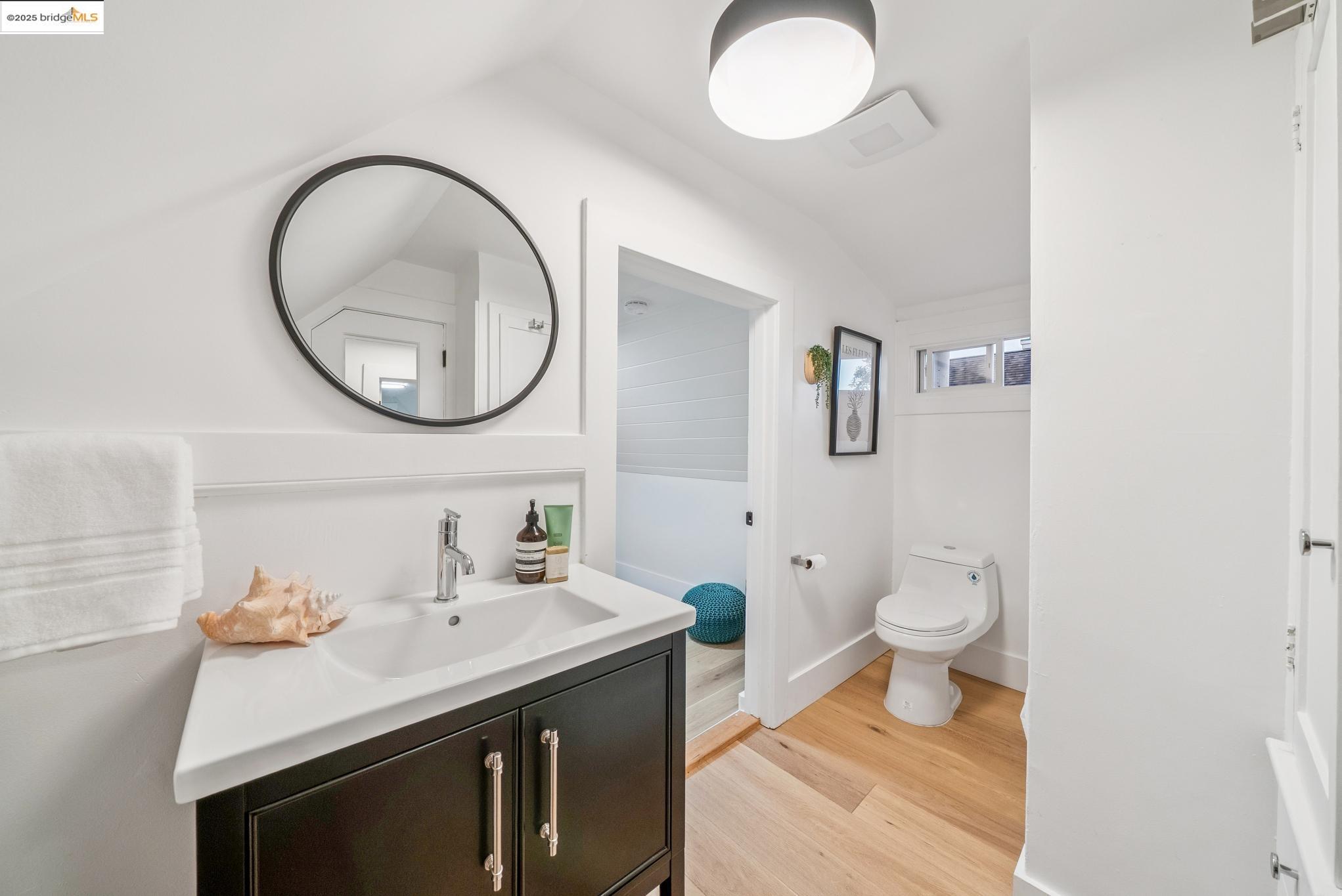Detail Gallery Image 28 of 60 For 716 Coventry Rd, Kensington,  CA 94707 - 3 Beds | 2 Baths