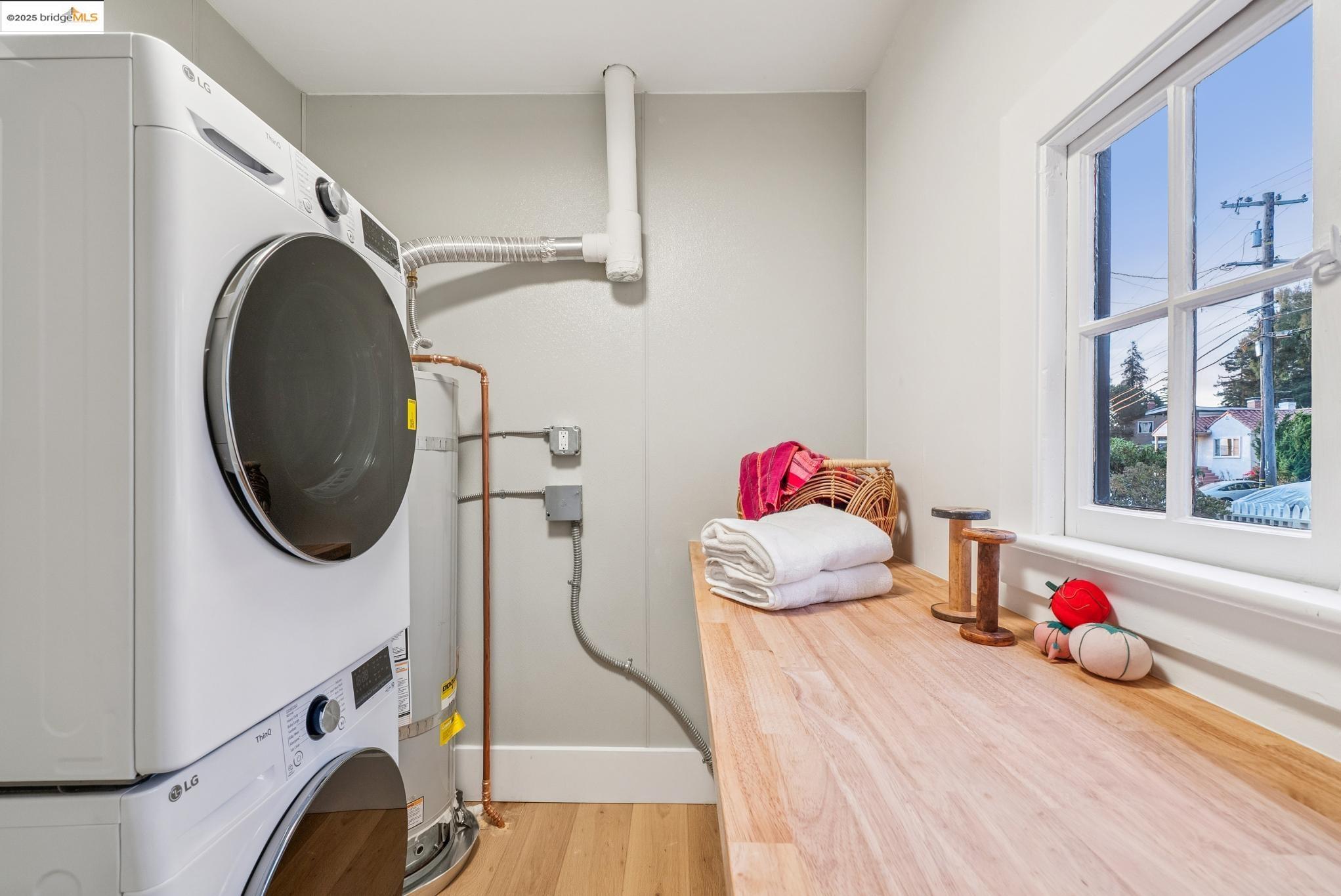 Detail Gallery Image 39 of 60 For 716 Coventry Rd, Kensington,  CA 94707 - 3 Beds | 2 Baths