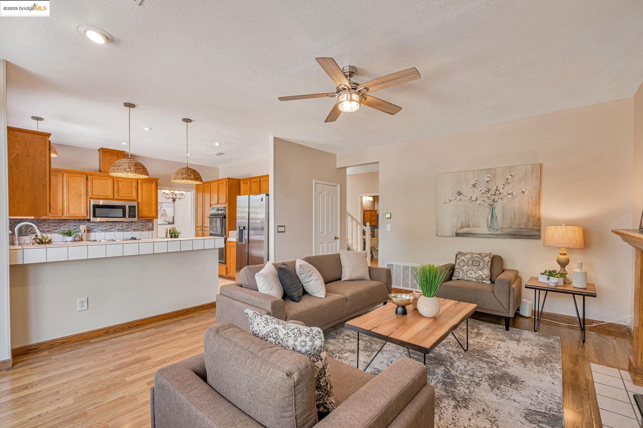 Detail Gallery Image 12 of 36 For 85 Duckhorn Place, Oakley,  CA 94561 - 4 Beds | 2/1 Baths