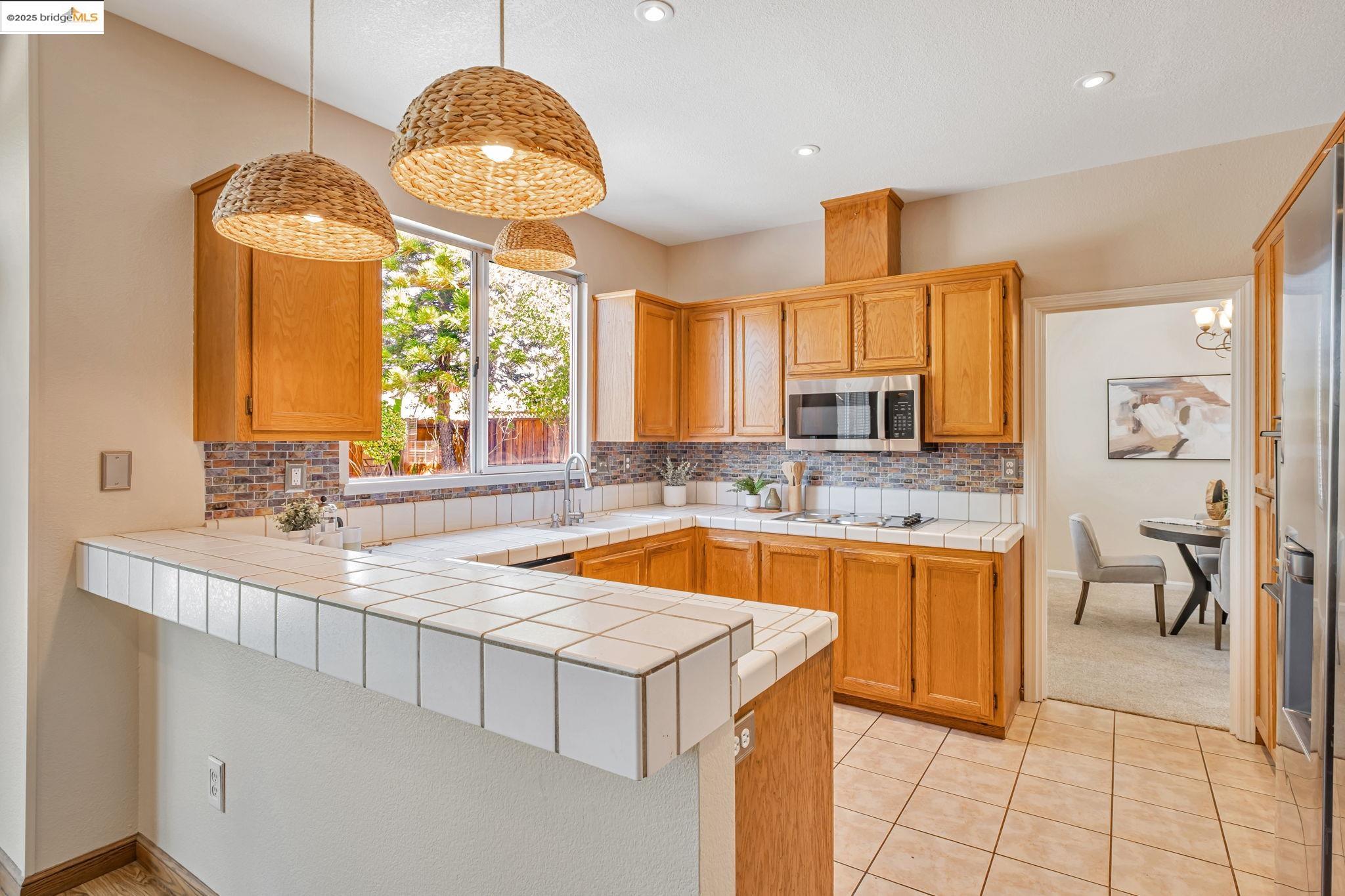 Detail Gallery Image 17 of 36 For 85 Duckhorn Place, Oakley,  CA 94561 - 4 Beds | 2/1 Baths